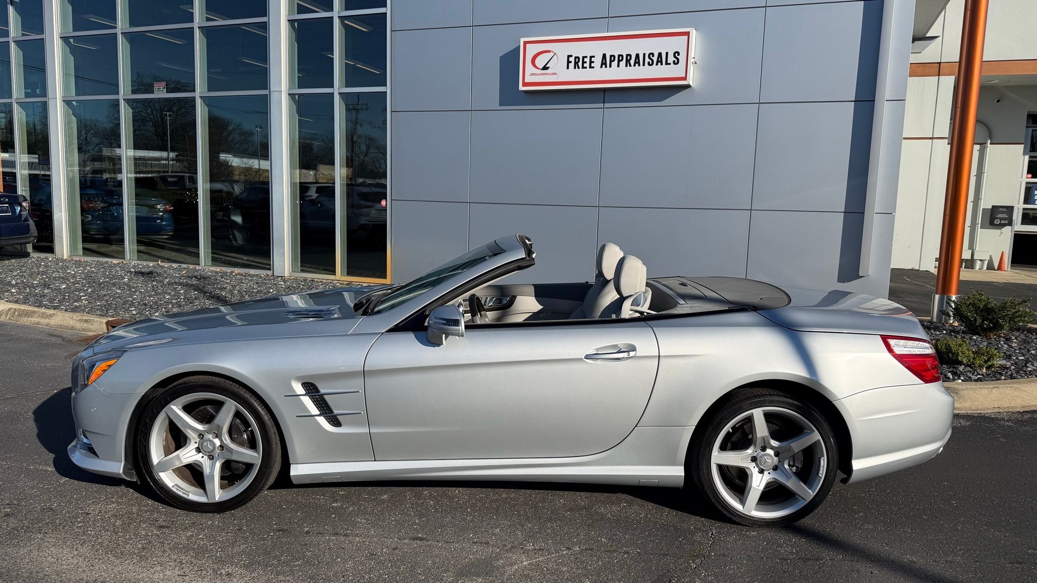 2016 Mercedes-Benz SL-Class SL 400 Roadster