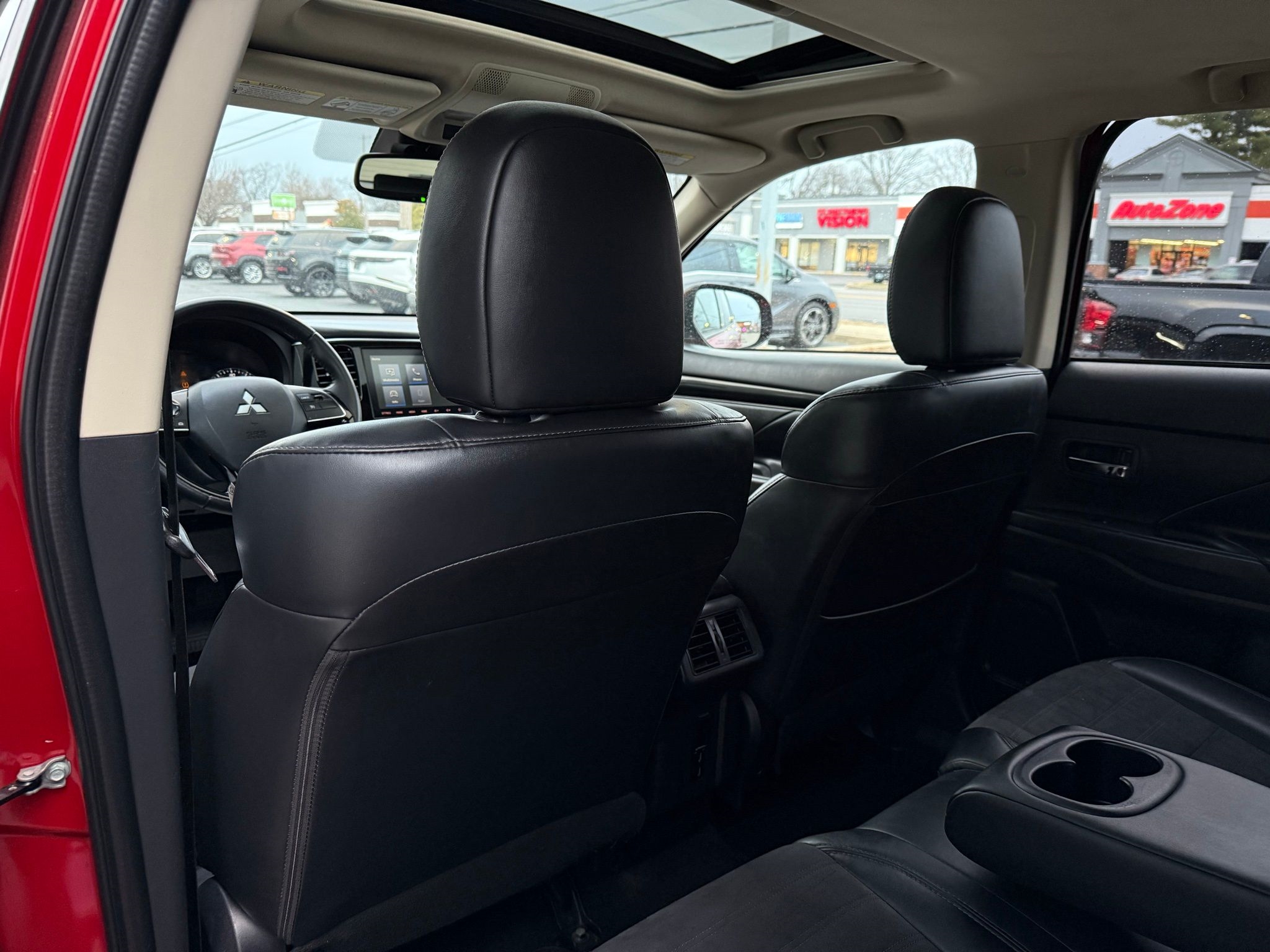 Mitsubishi Outlander  2020