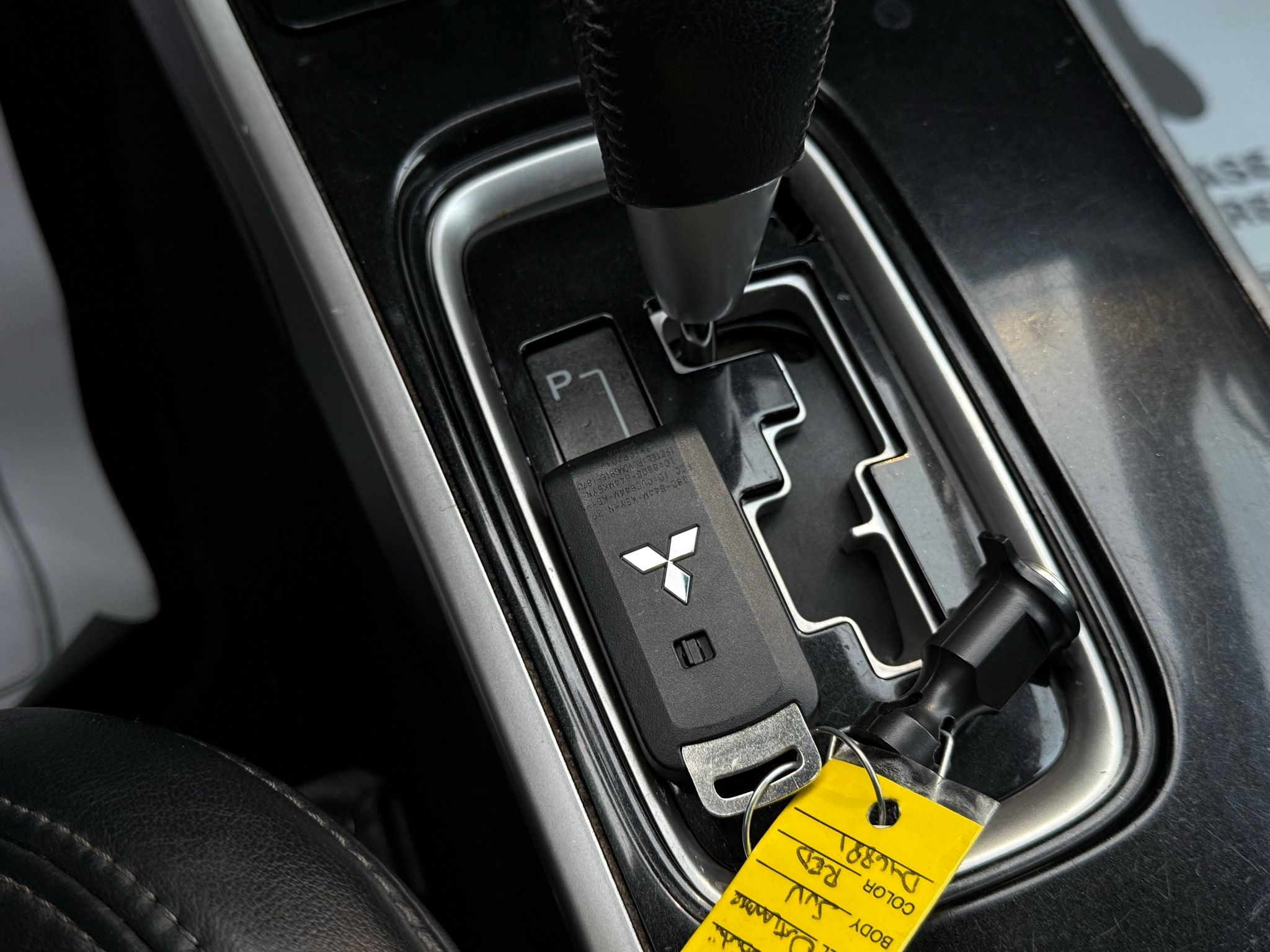 Mitsubishi Outlander  2020