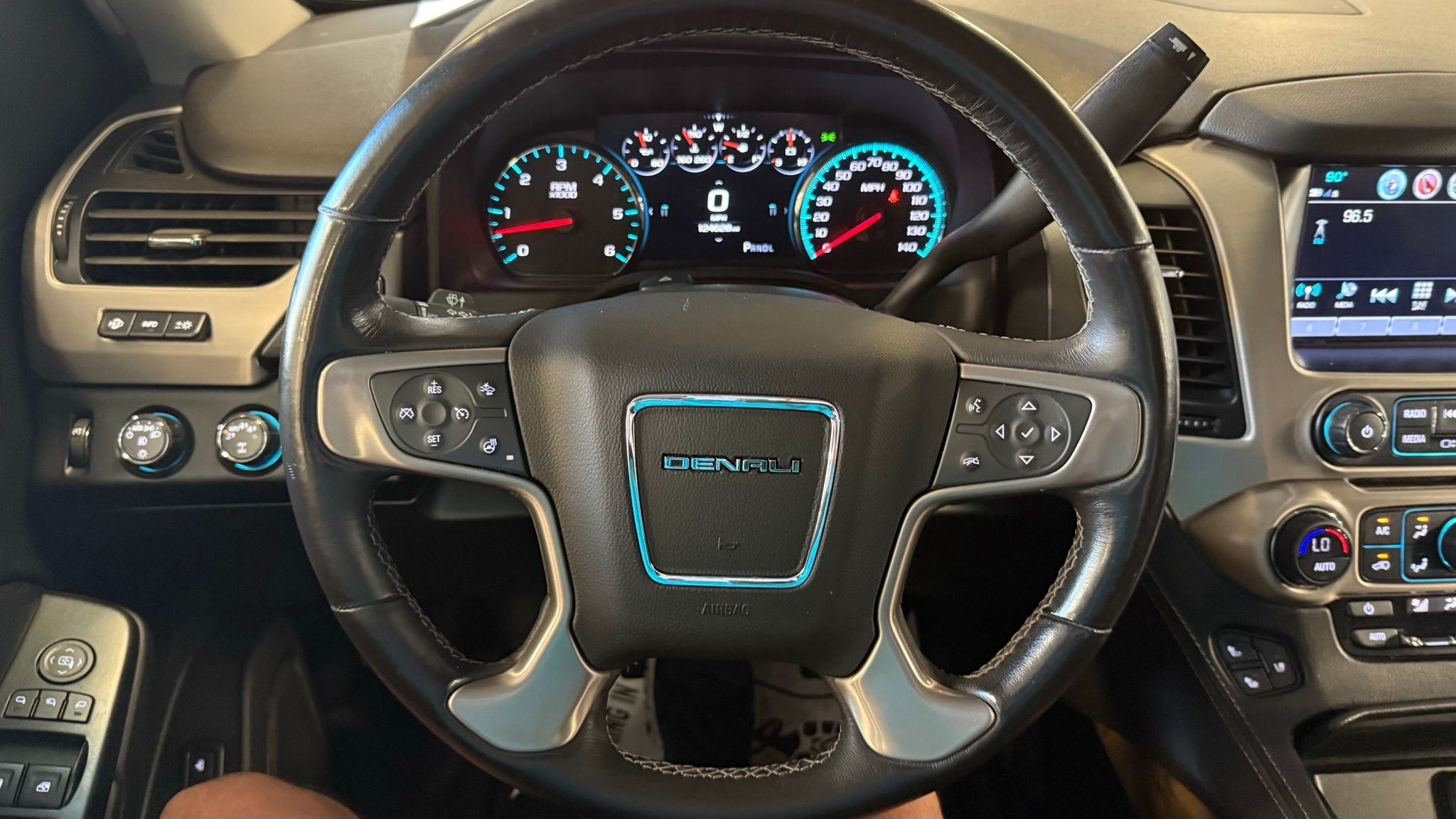 GMC Yukon  2018 GMC Yukon  2018