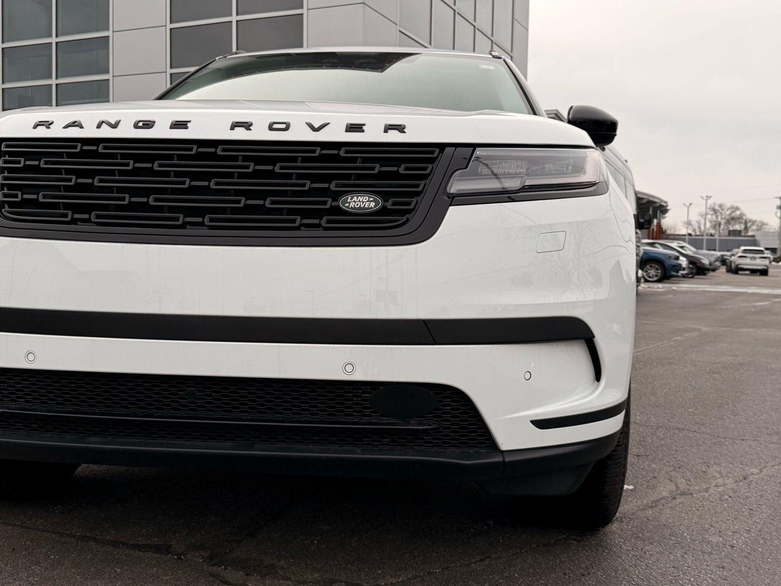 Land Rover Range Rover Velar  2024