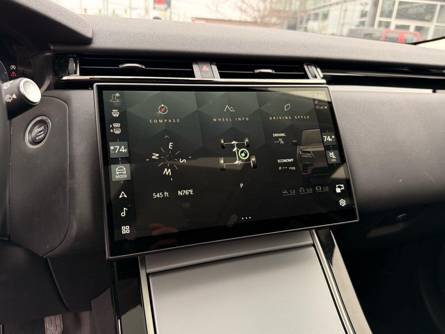 Land Rover Range Rover Velar  2024