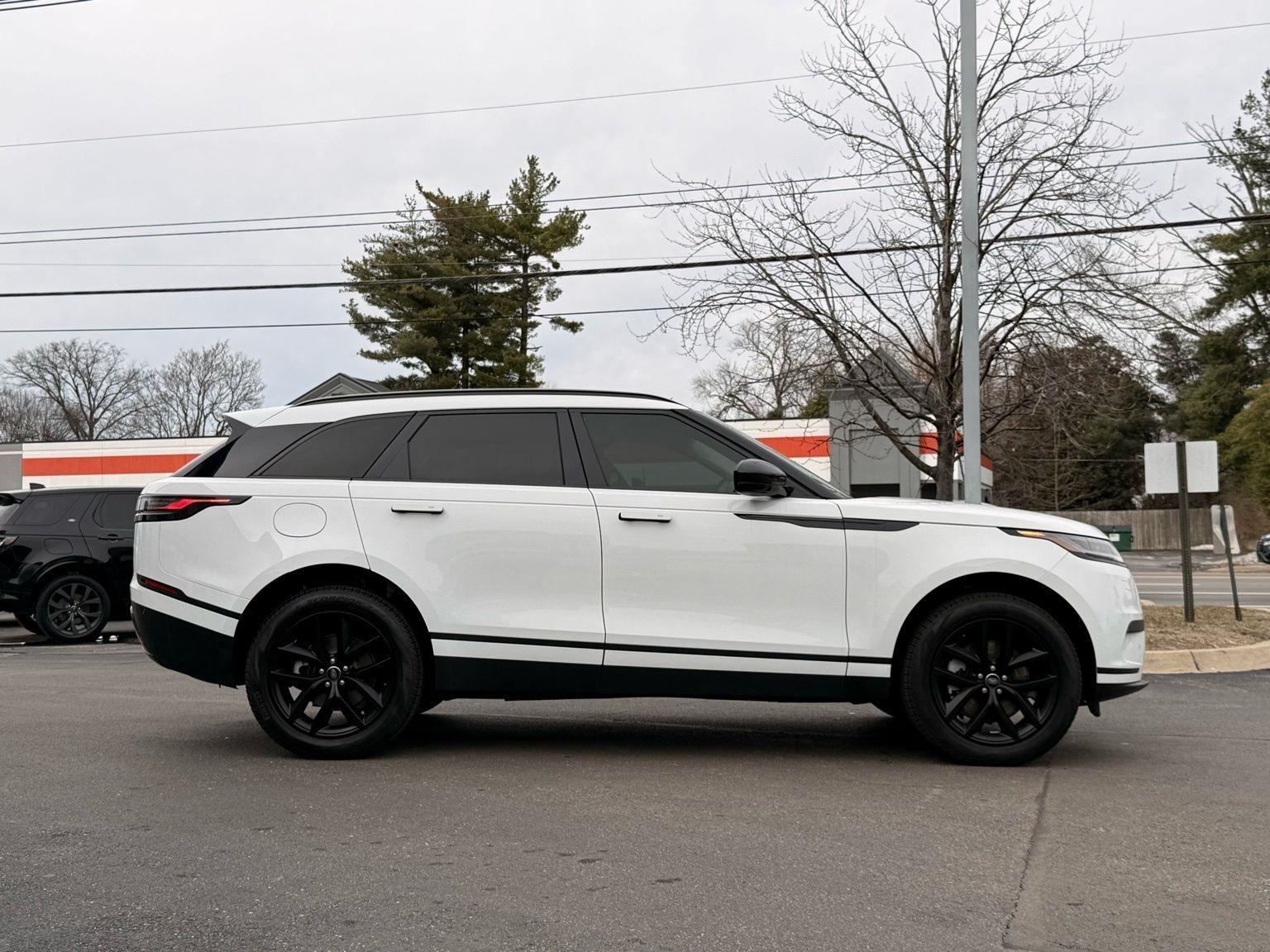 Land Rover Range Rover Velar  2024