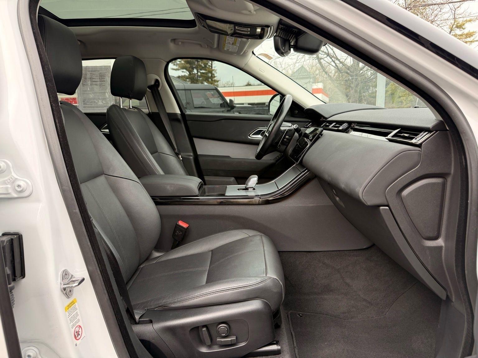 Land Rover Range Rover Velar  2024