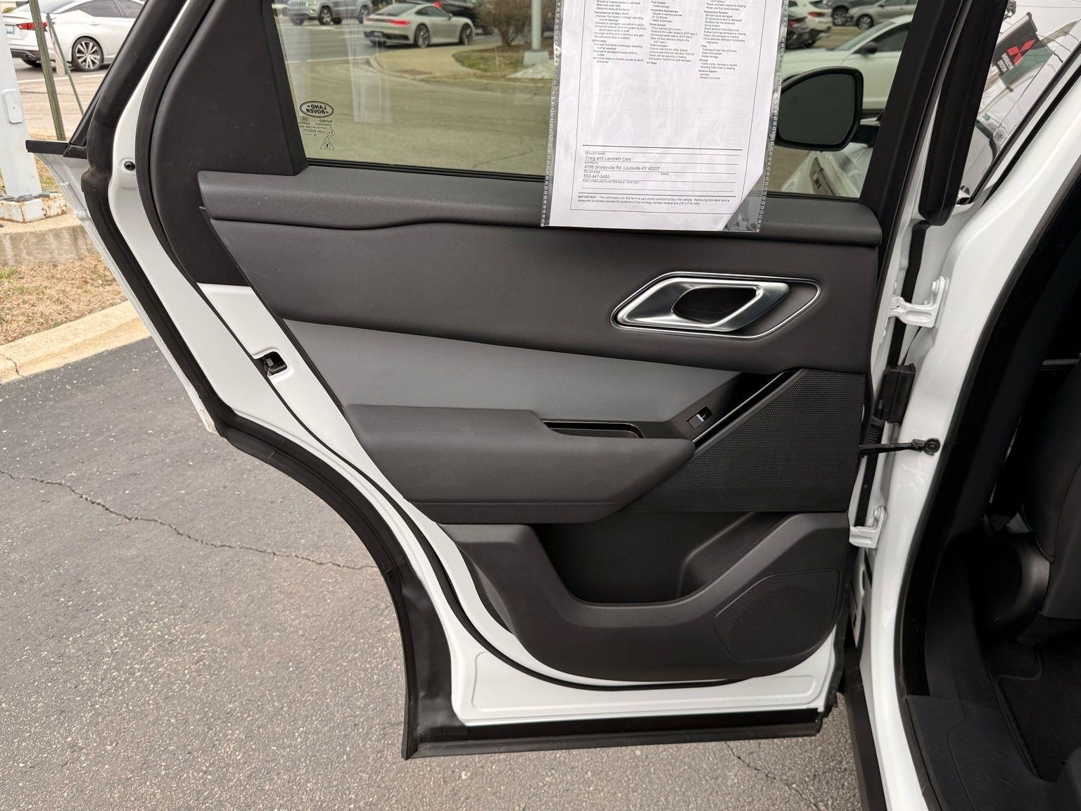 Land Rover Range Rover Velar  2024