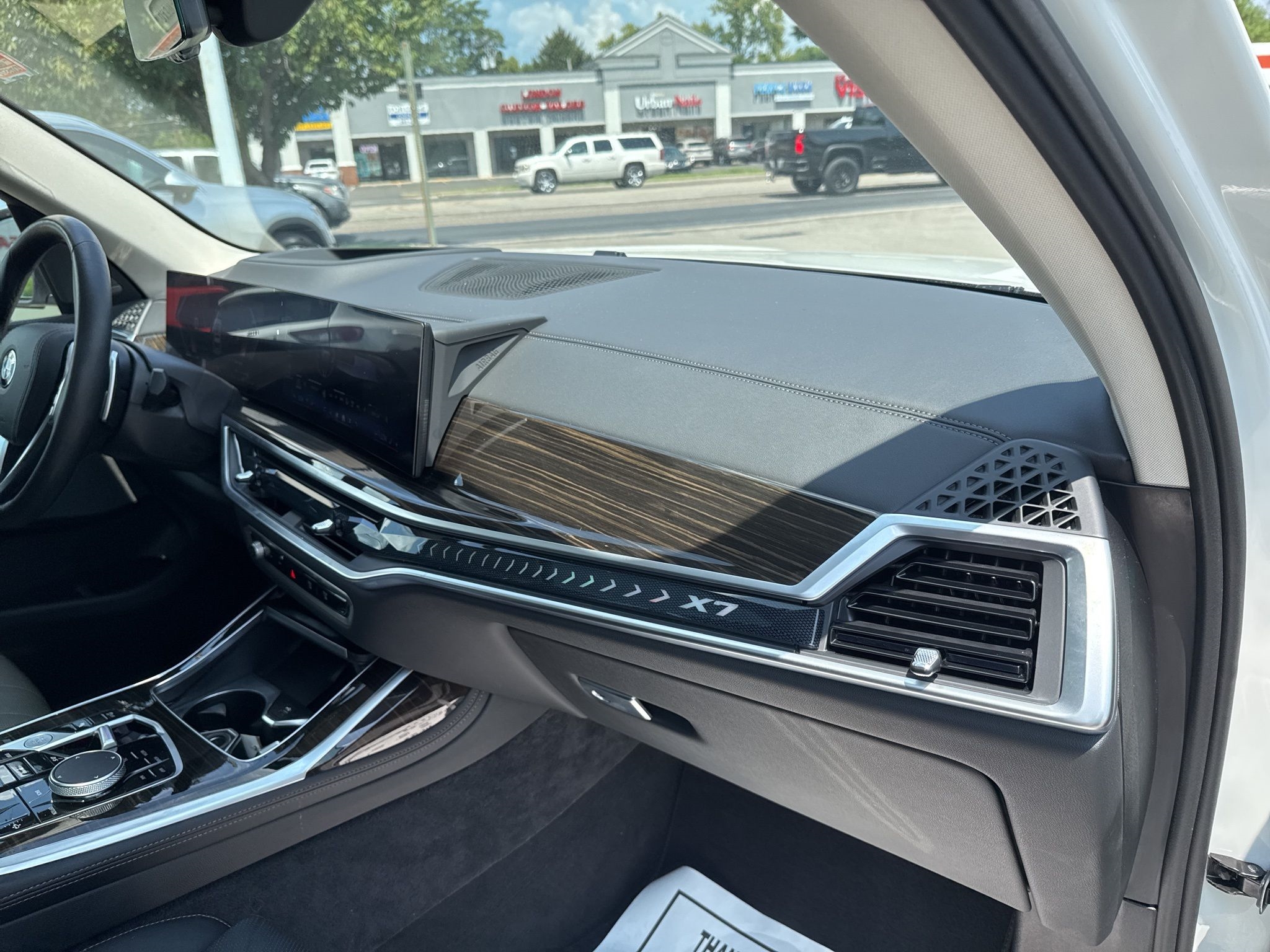 BMW X7  2024 BMW X7  2024