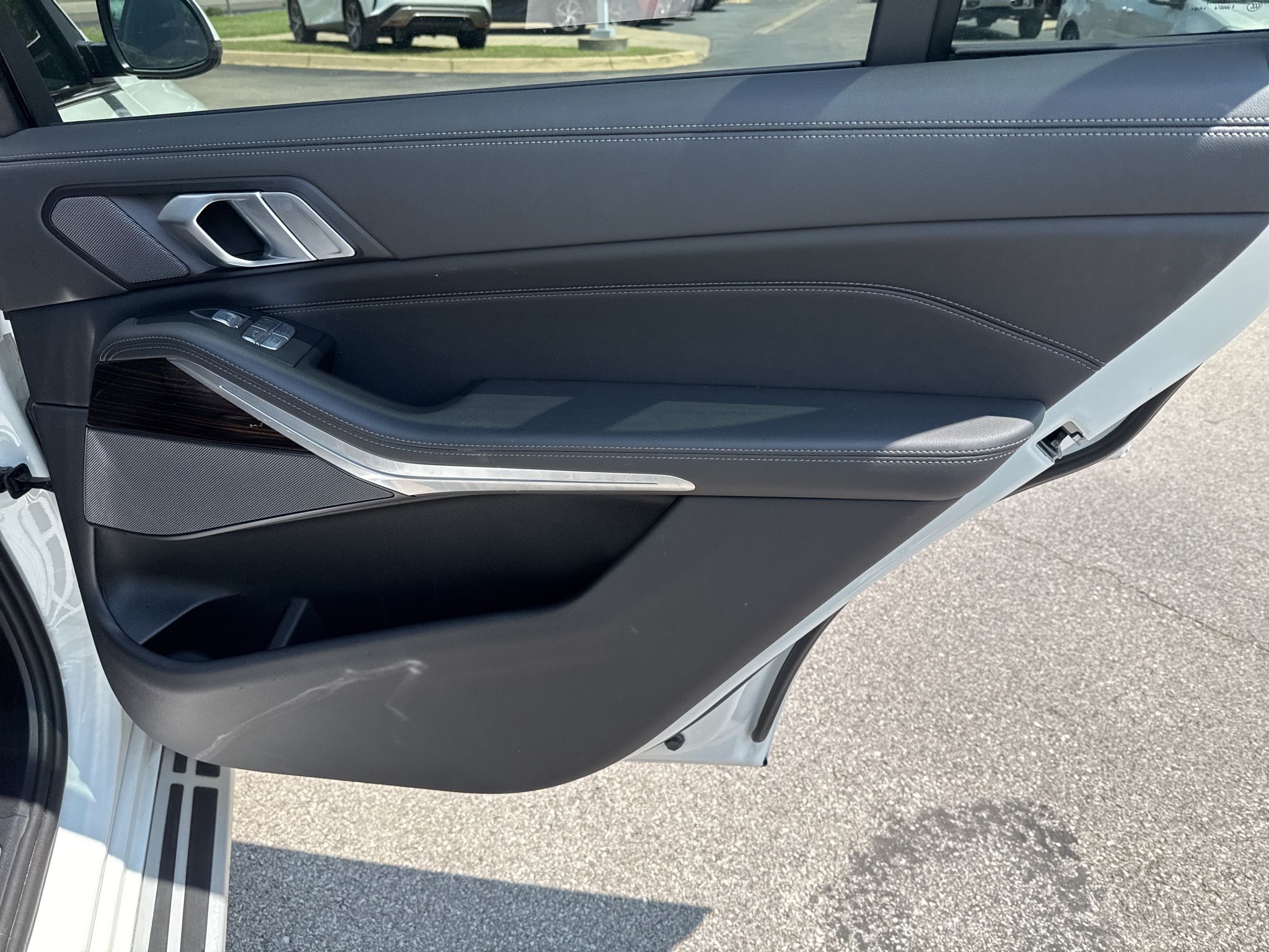 BMW X7  2024 BMW X7  2024