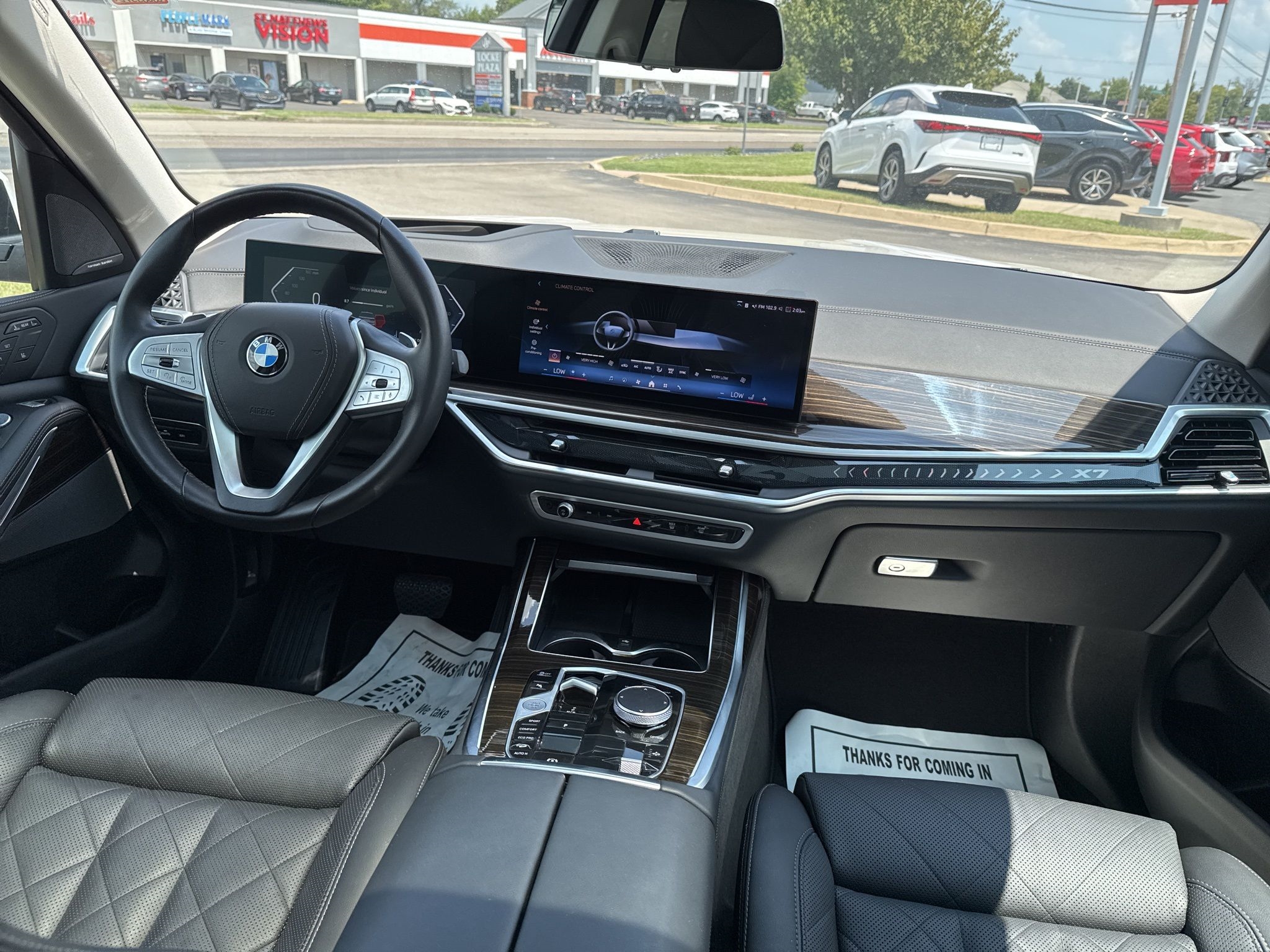 BMW X7  2024 BMW X7  2024
