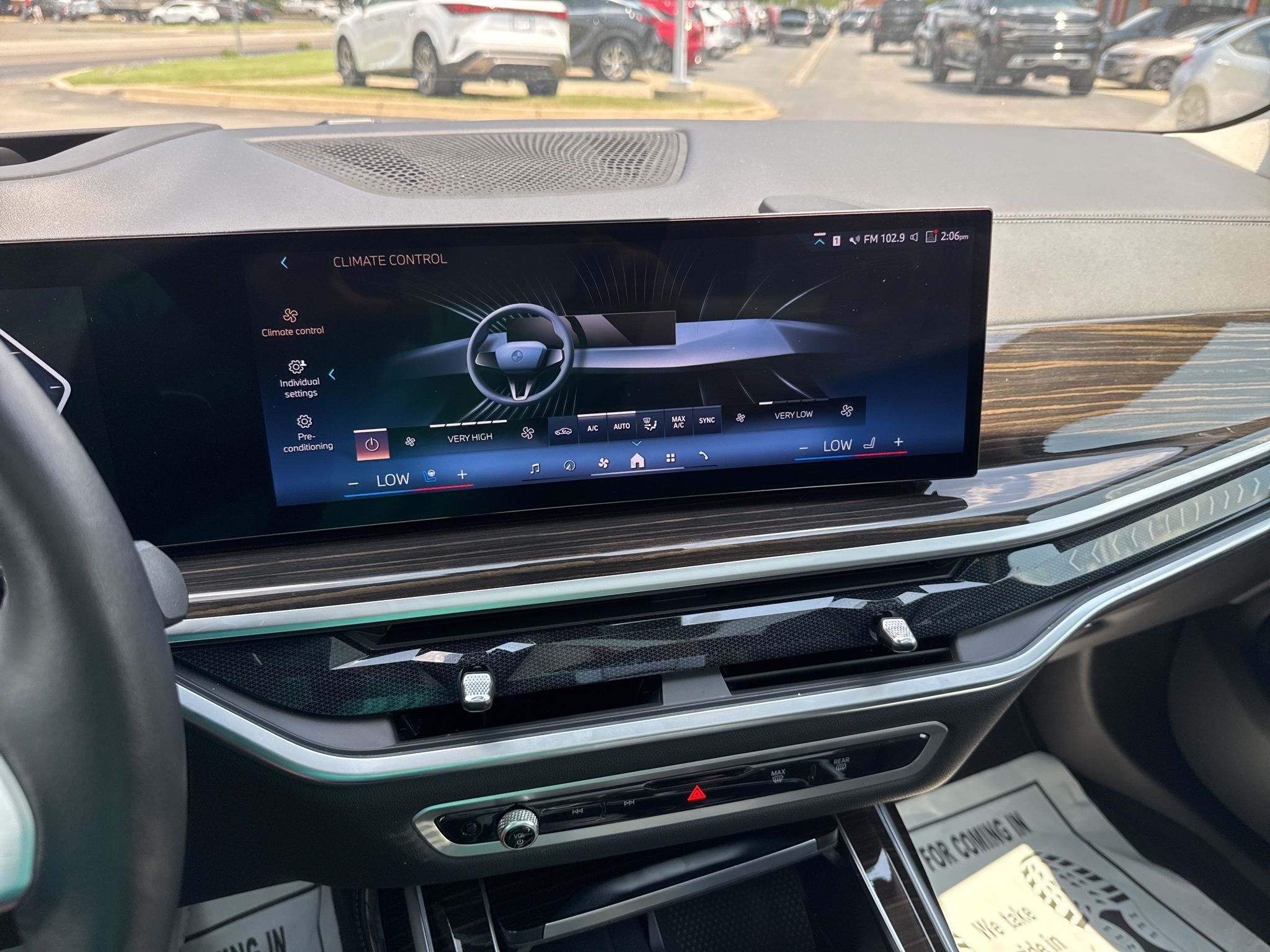BMW X7  2024 BMW X7  2024