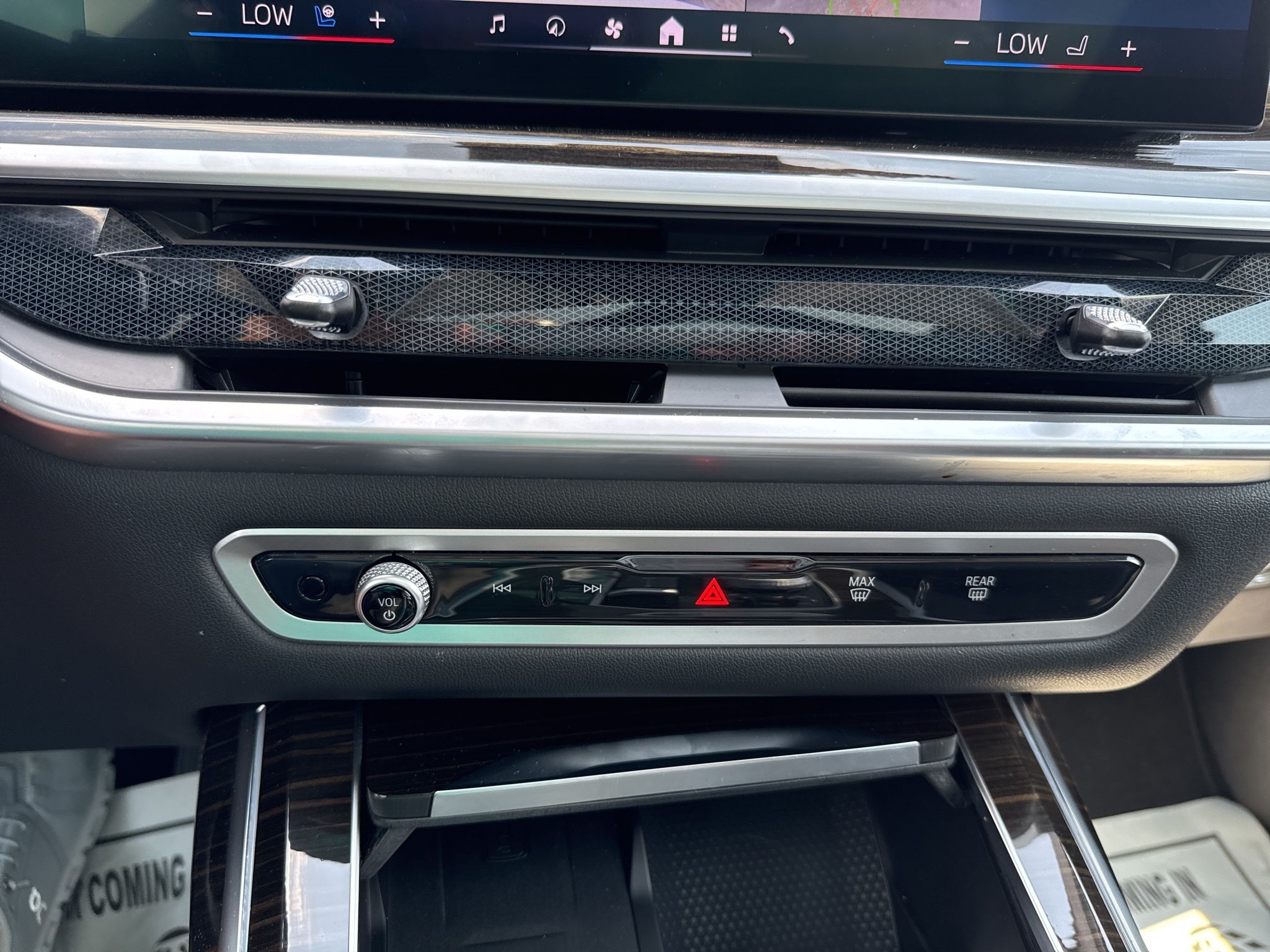 BMW X7  2024 BMW X7  2024