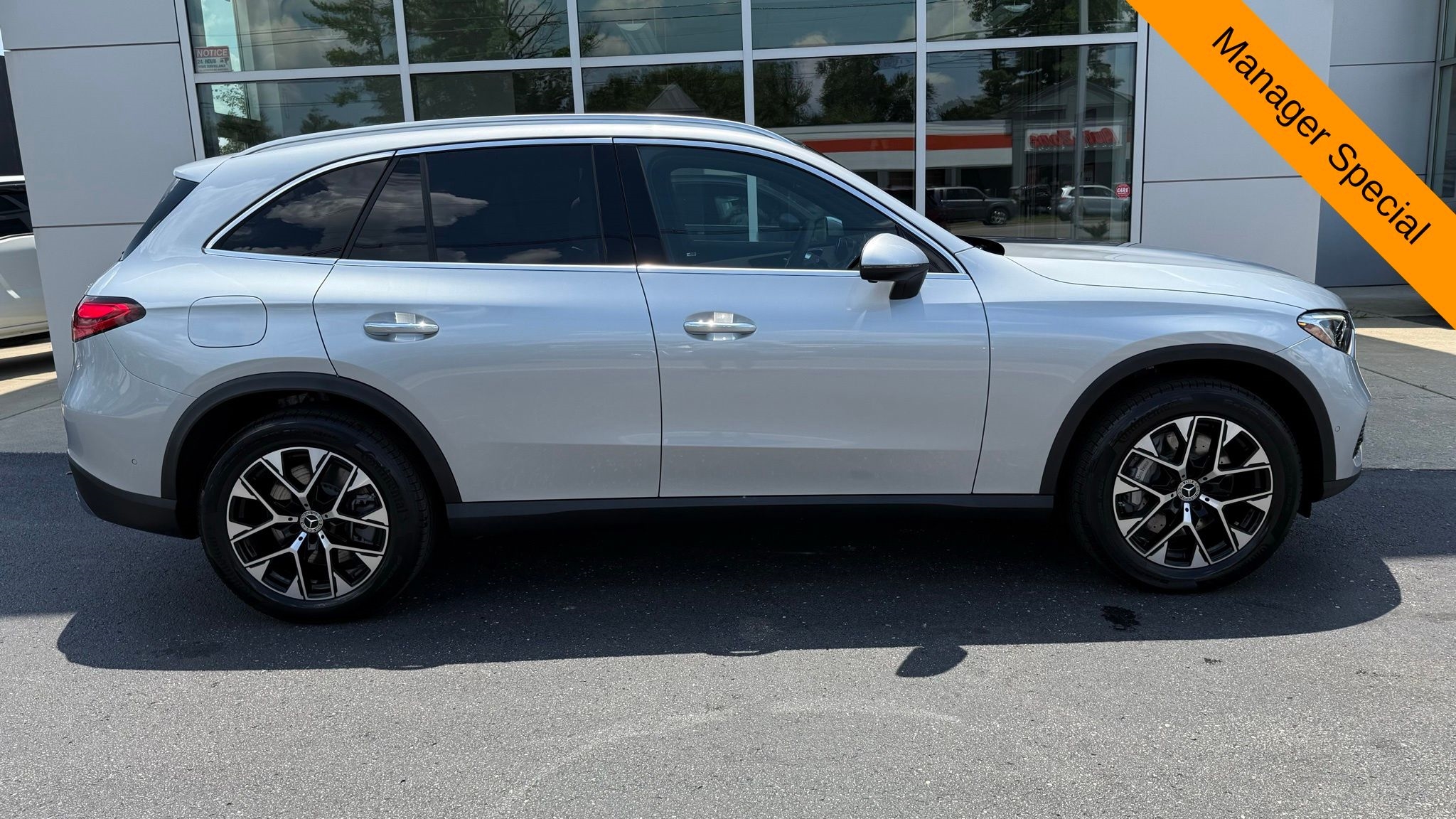 2025 Mercedes-Benz GLC GLC 350e