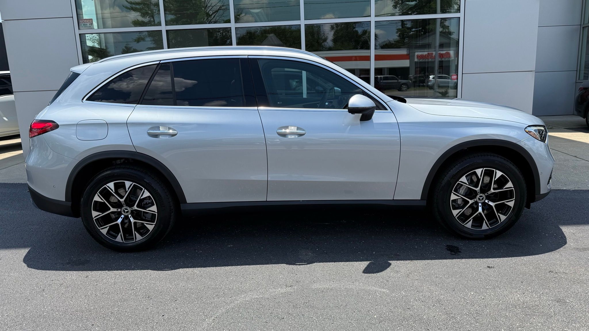 2025 Mercedes-Benz GLC GLC 350e