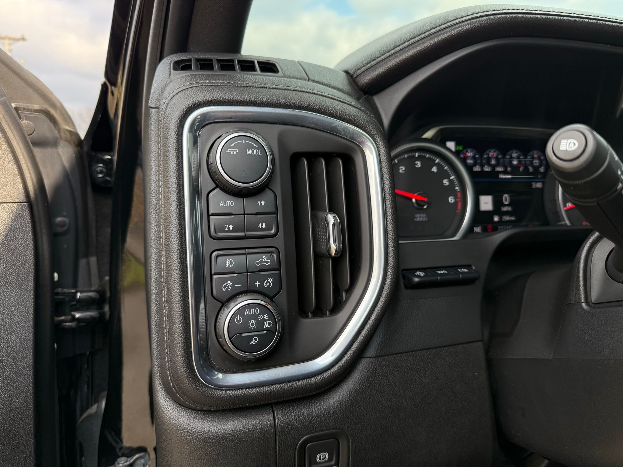 Chevrolet Silverado 1500  2021