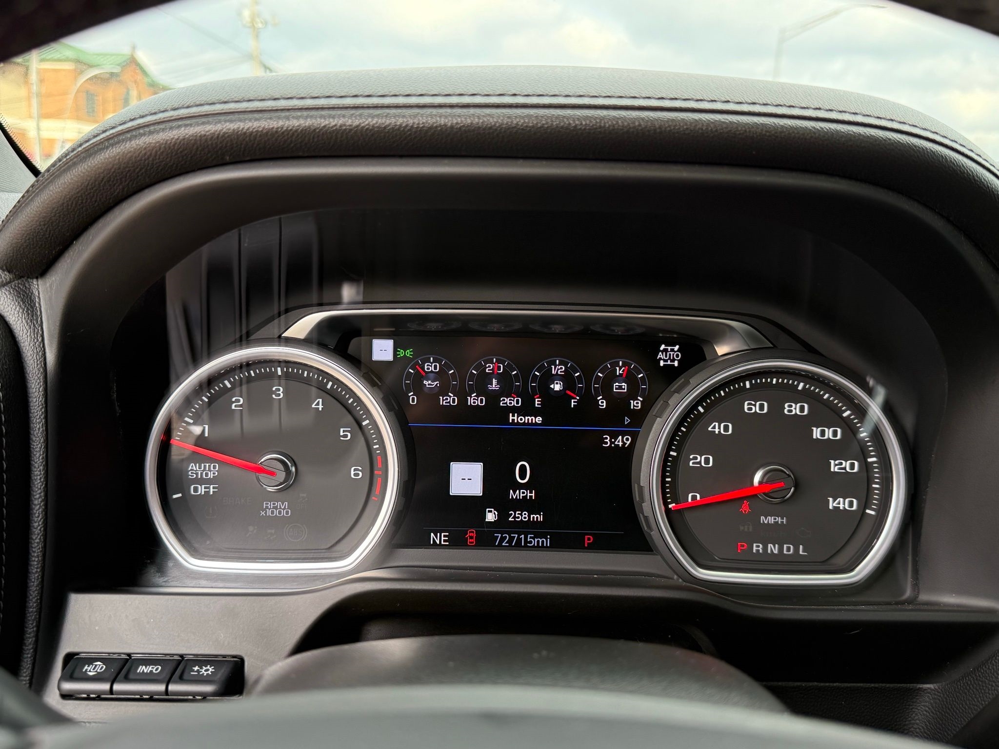 Chevrolet Silverado 1500  2021