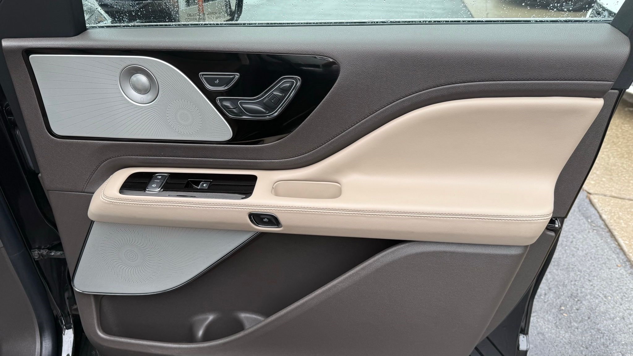 Lincoln Aviator  2022 Lincoln Aviator  2022