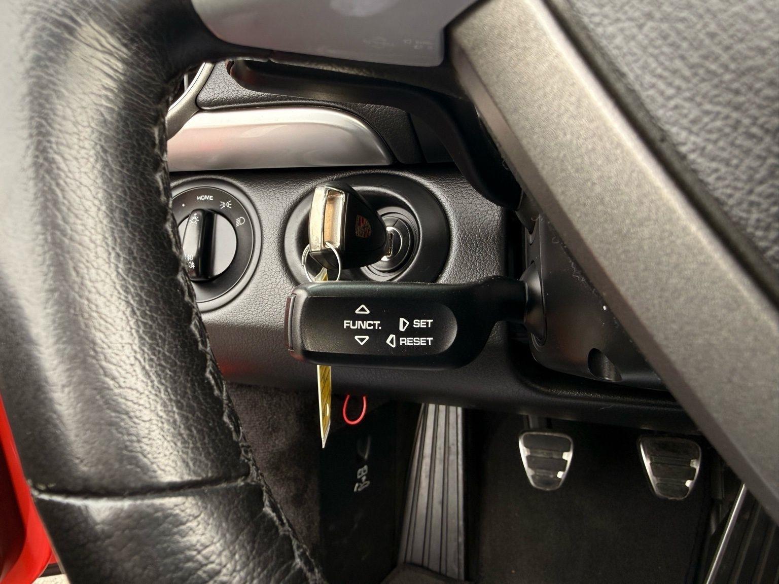 Porsche Boxster  2005