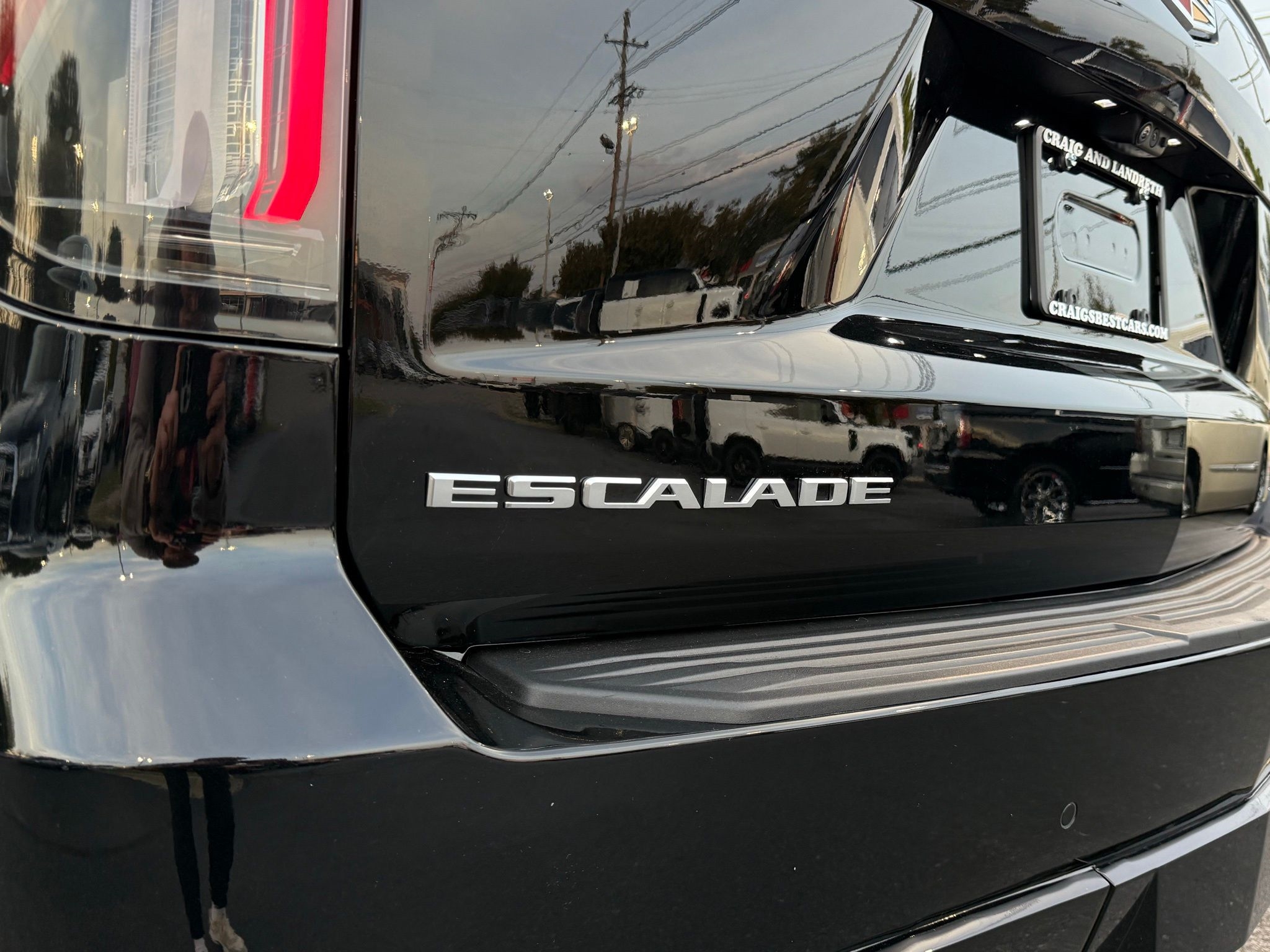Cadillac Escalade ESV  2024 Cadillac Escalade ESV  2024