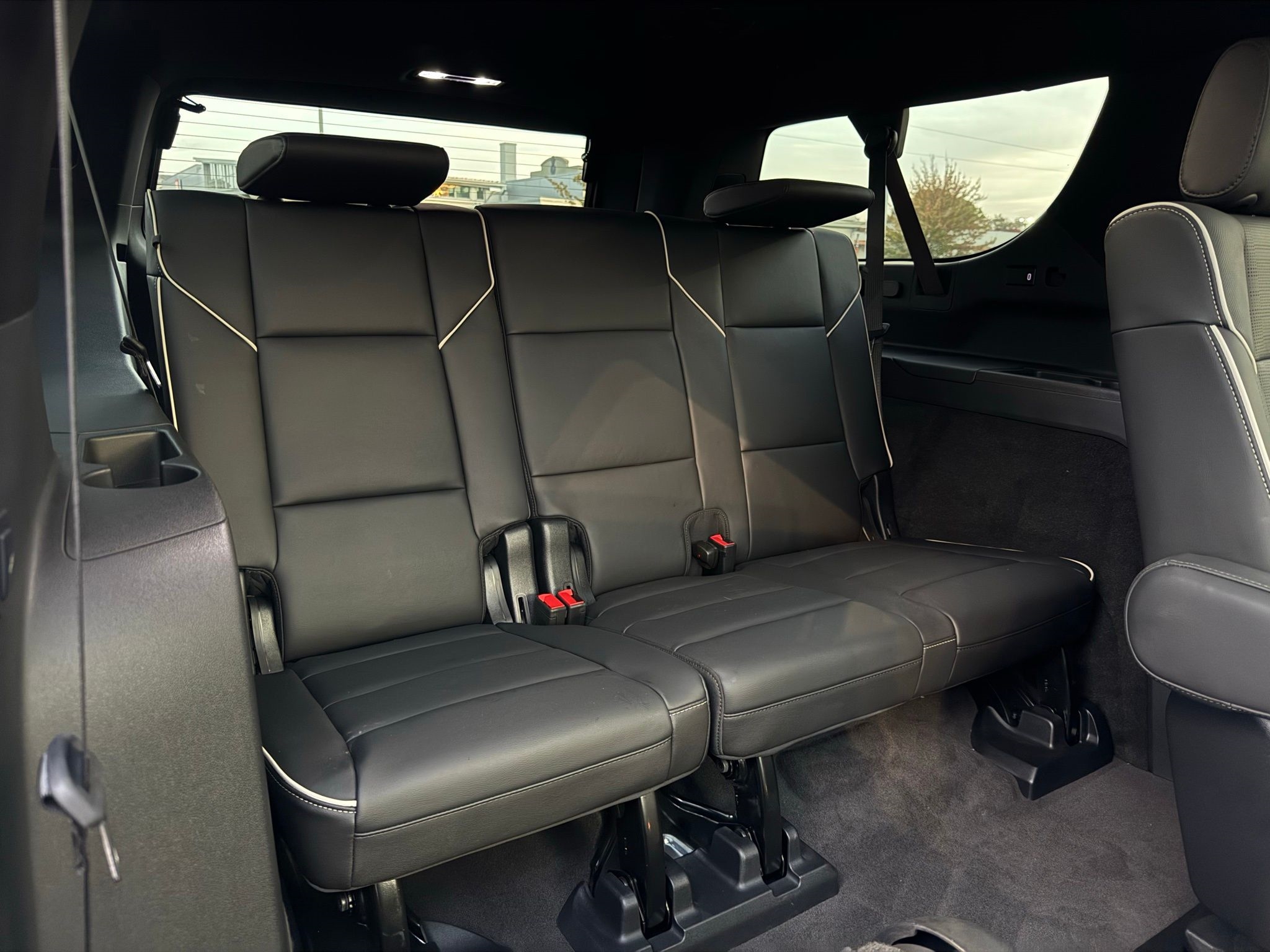 Cadillac Escalade ESV  2024 Cadillac Escalade ESV  2024