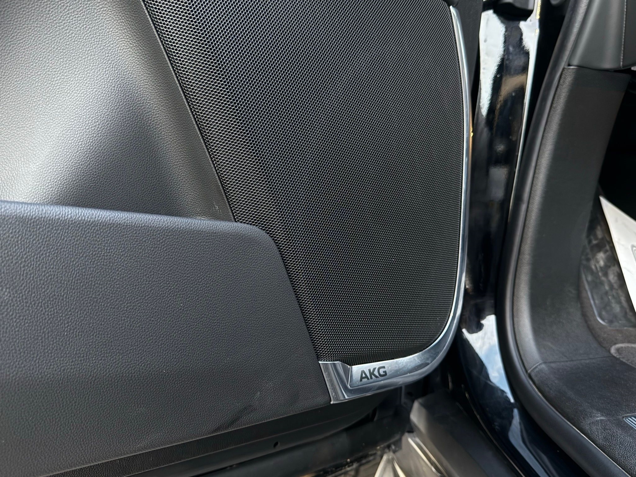 Cadillac Escalade ESV  2024 Cadillac Escalade ESV  2024