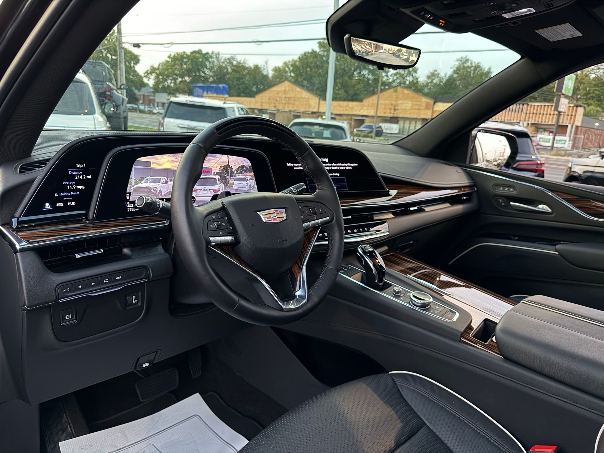 Cadillac Escalade ESV  2024 Cadillac Escalade ESV  2024