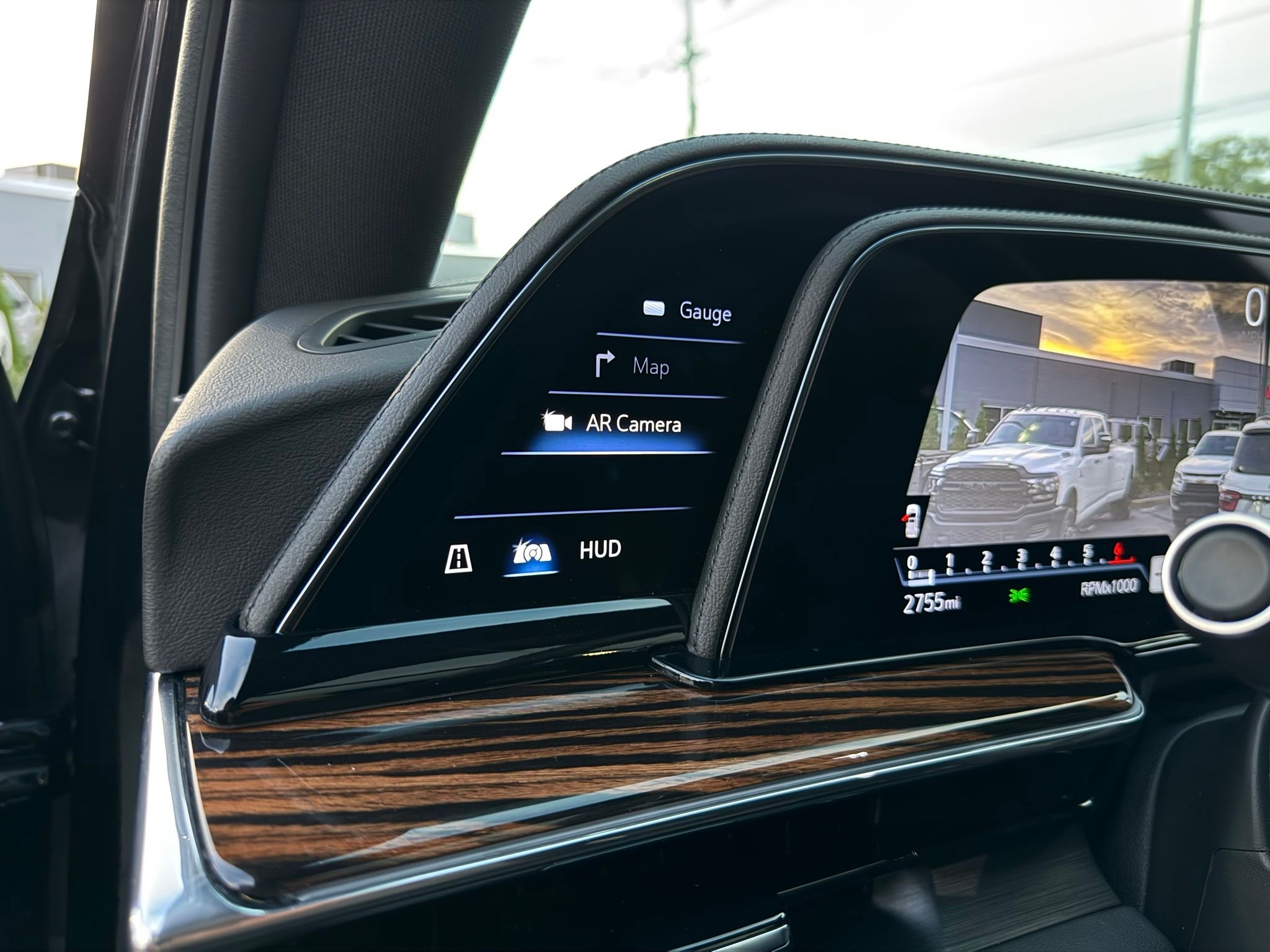 Cadillac Escalade ESV  2024 Cadillac Escalade ESV  2024