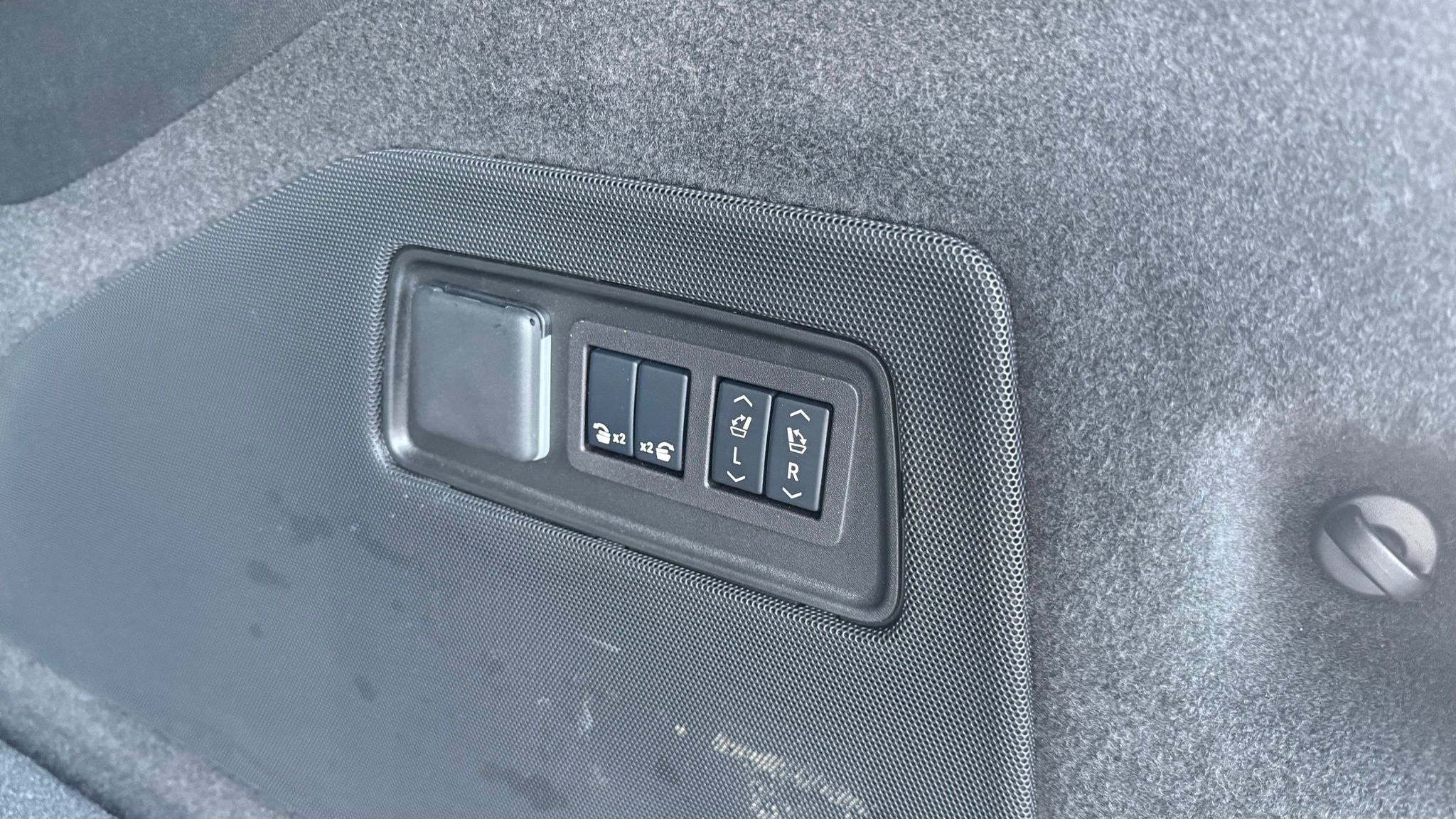 Cadillac Escalade ESV  2024