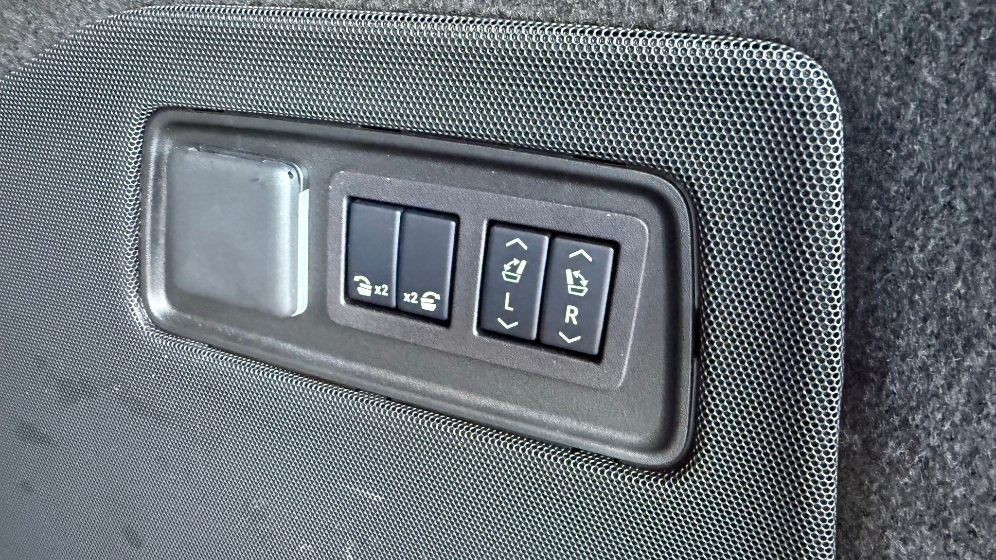 Cadillac Escalade ESV  2024