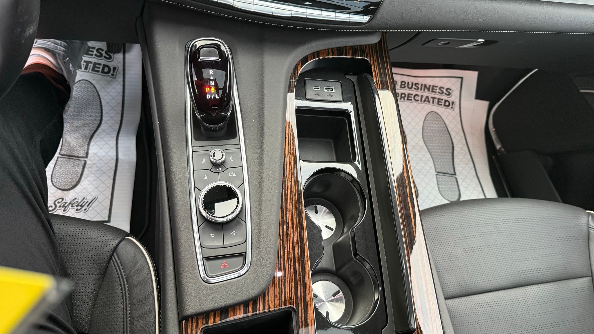 Cadillac Escalade ESV  2024