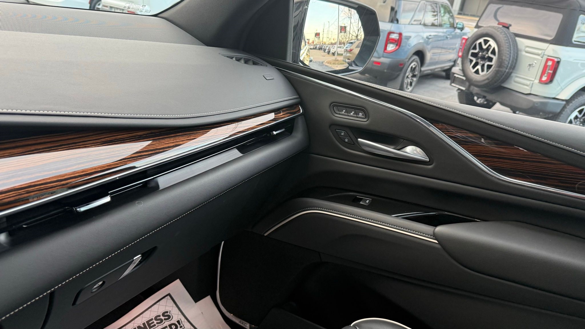 Cadillac Escalade ESV  2024