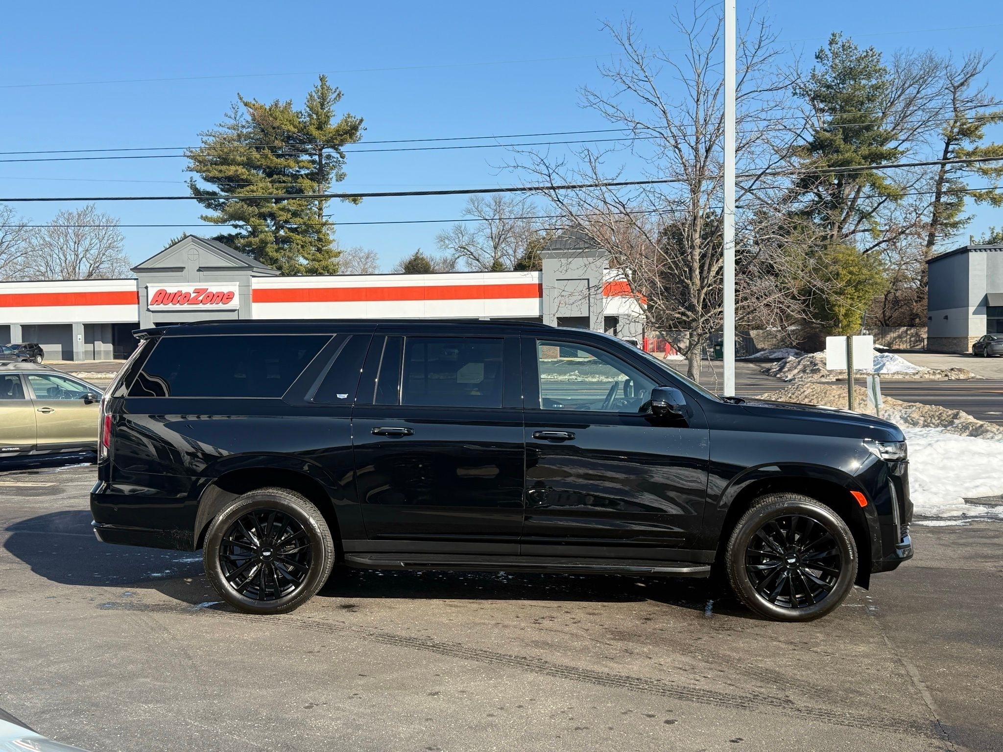 Cadillac Escalade ESV  2024