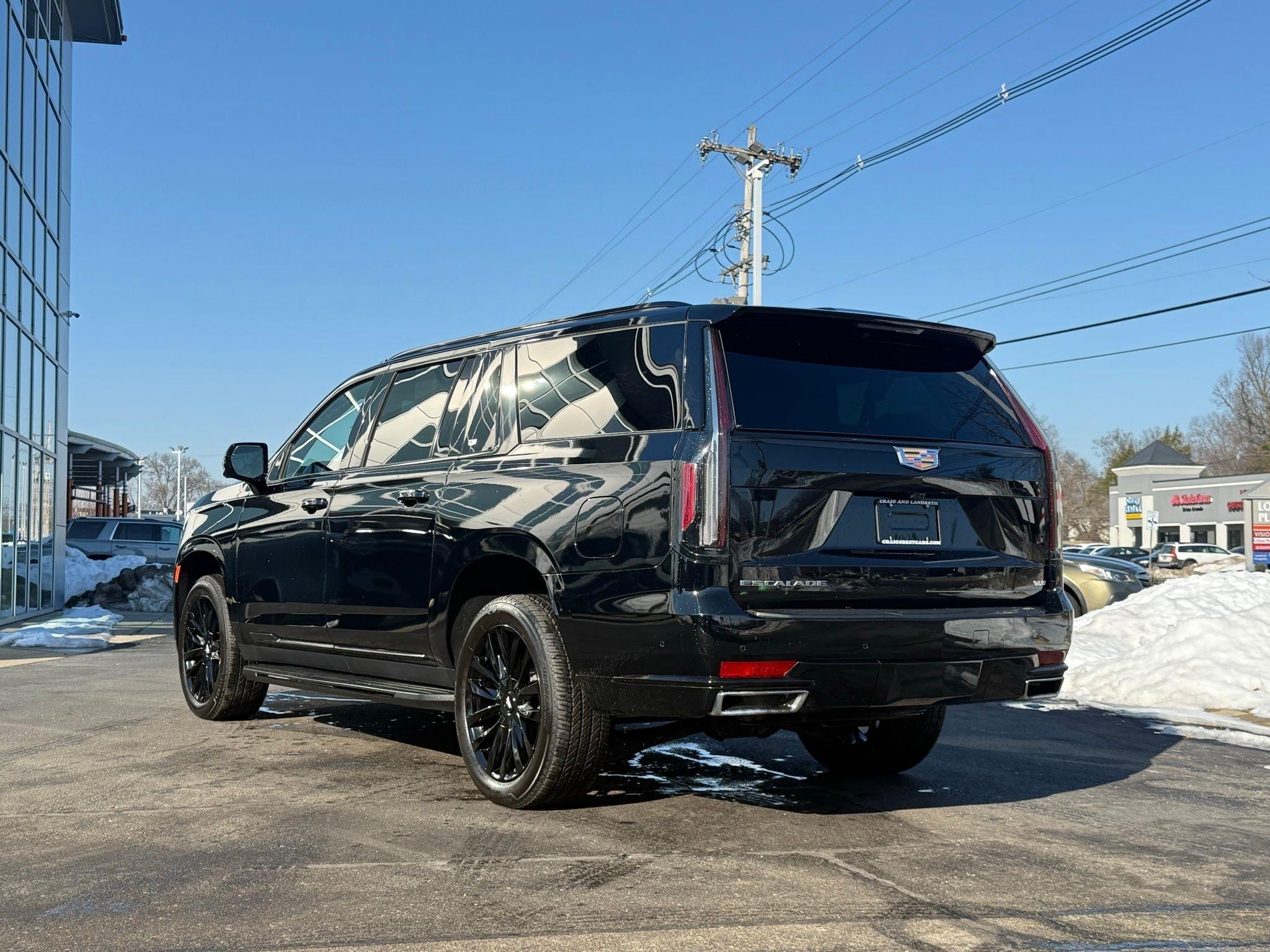 Cadillac Escalade ESV  2024