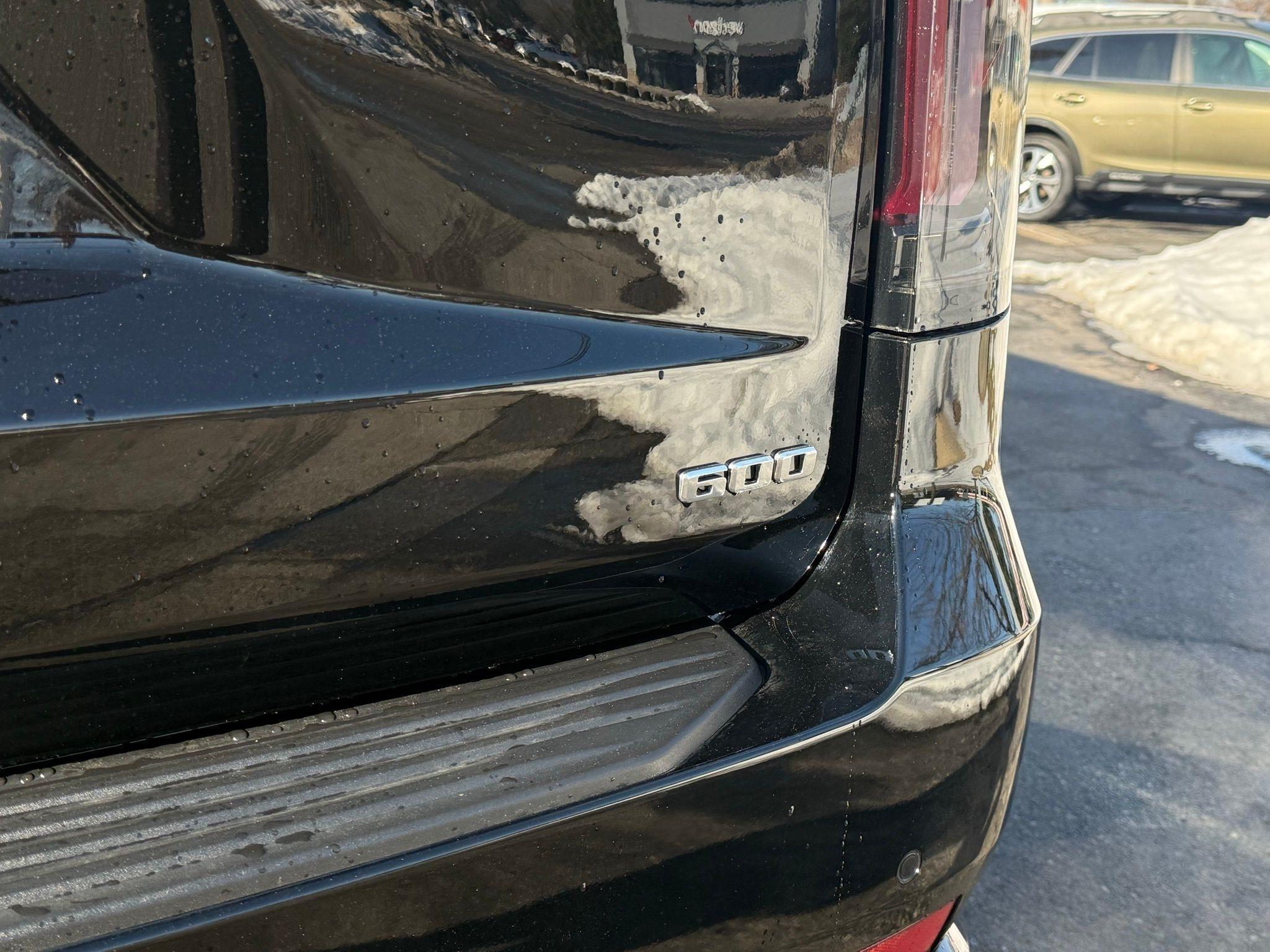 Cadillac Escalade ESV  2024