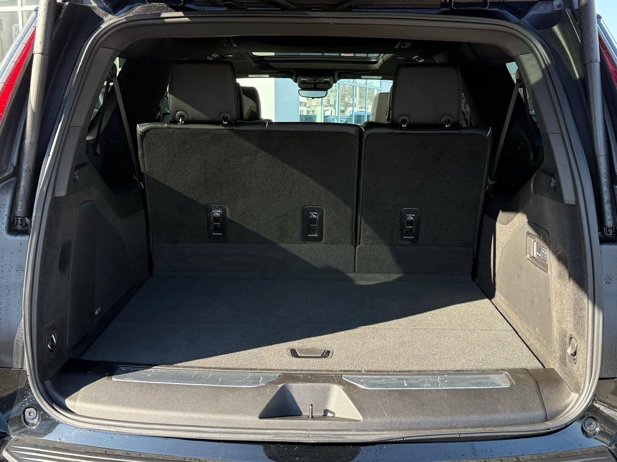 Cadillac Escalade ESV  2024