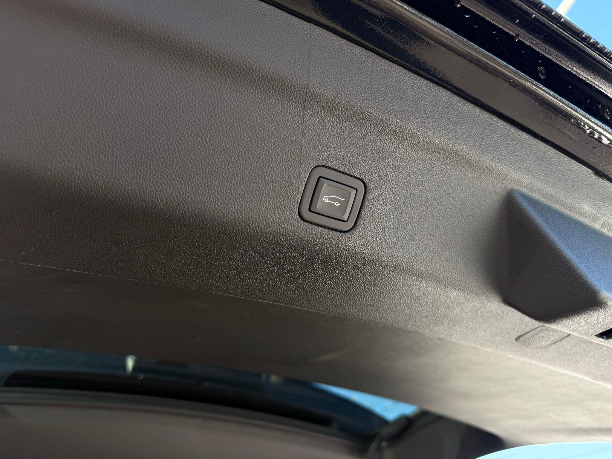 Cadillac Escalade ESV  2024