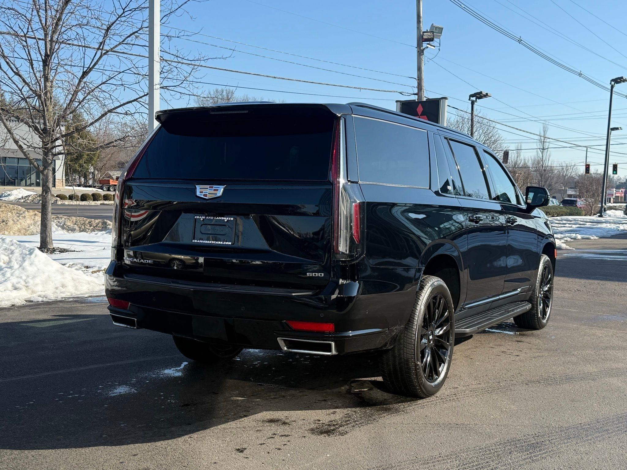 Cadillac Escalade ESV  2024