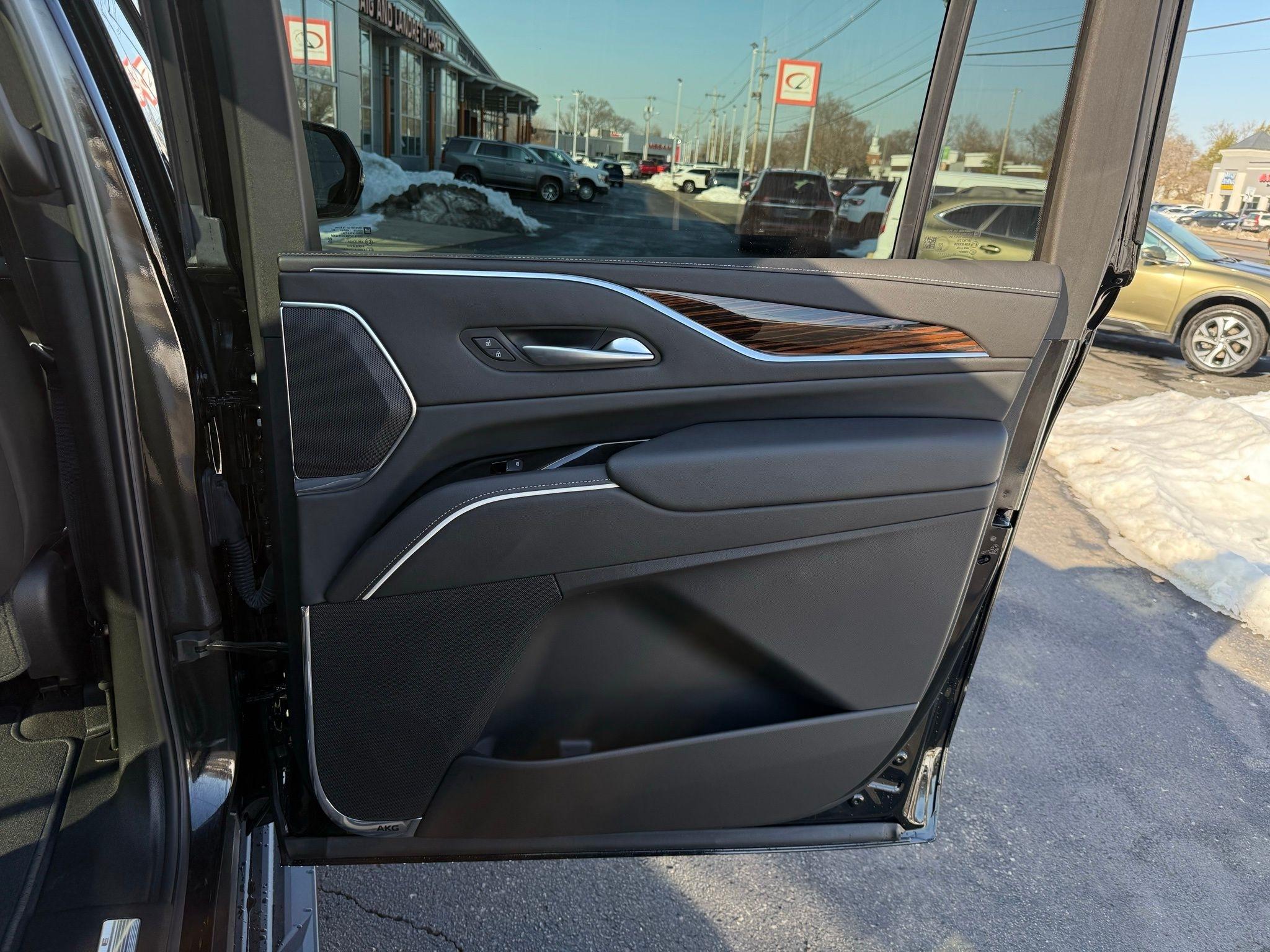 Cadillac Escalade ESV  2024