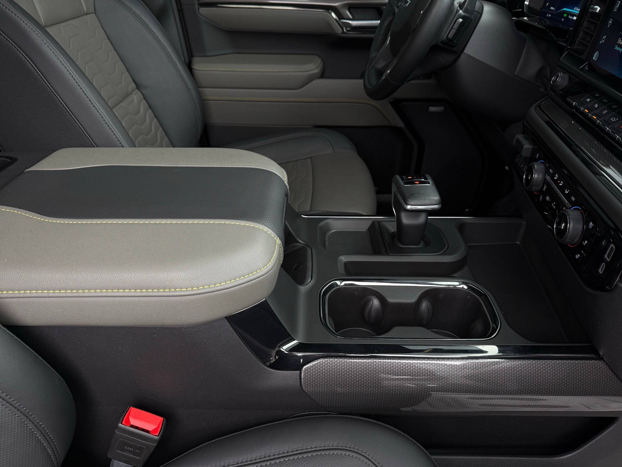 Chevrolet Silverado 1500  2025