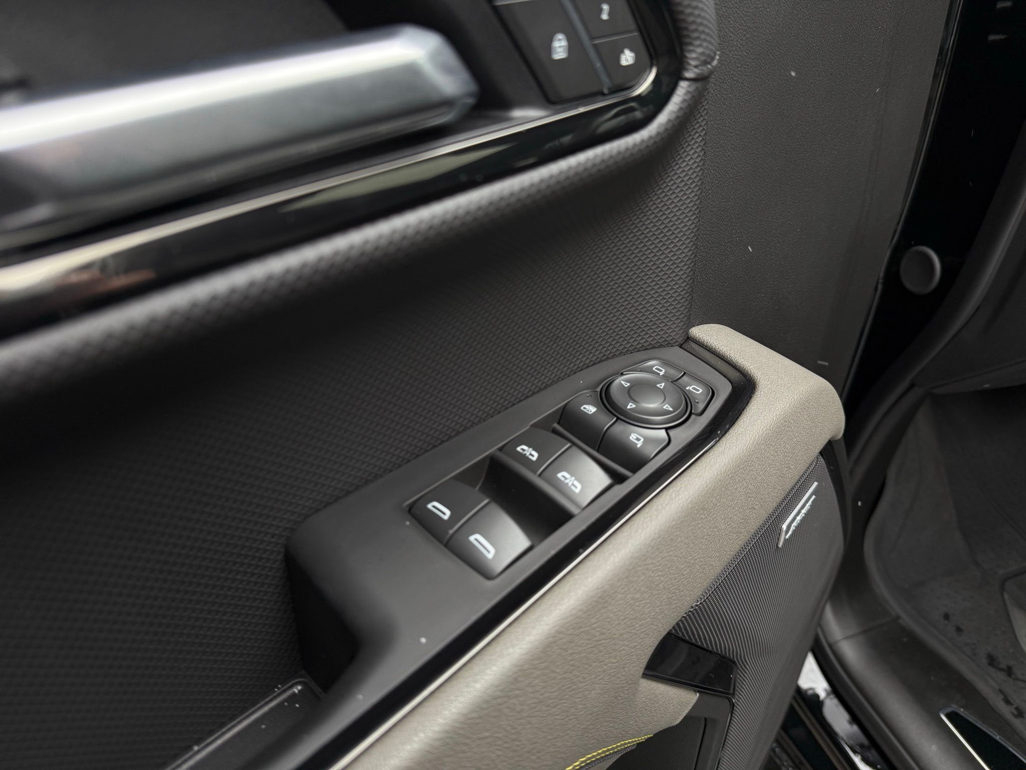 Chevrolet Silverado 1500  2025