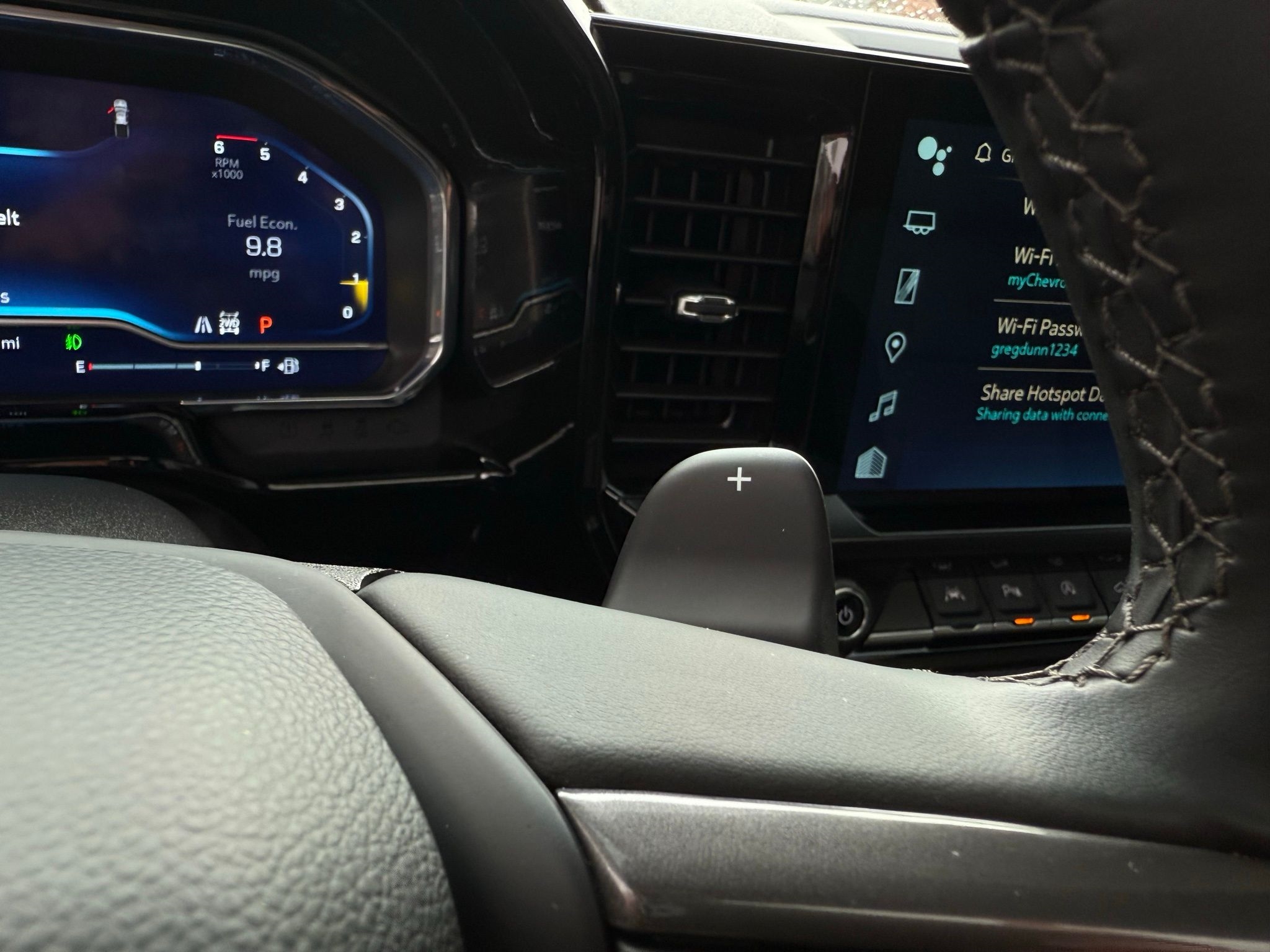 Chevrolet Silverado 1500  2025