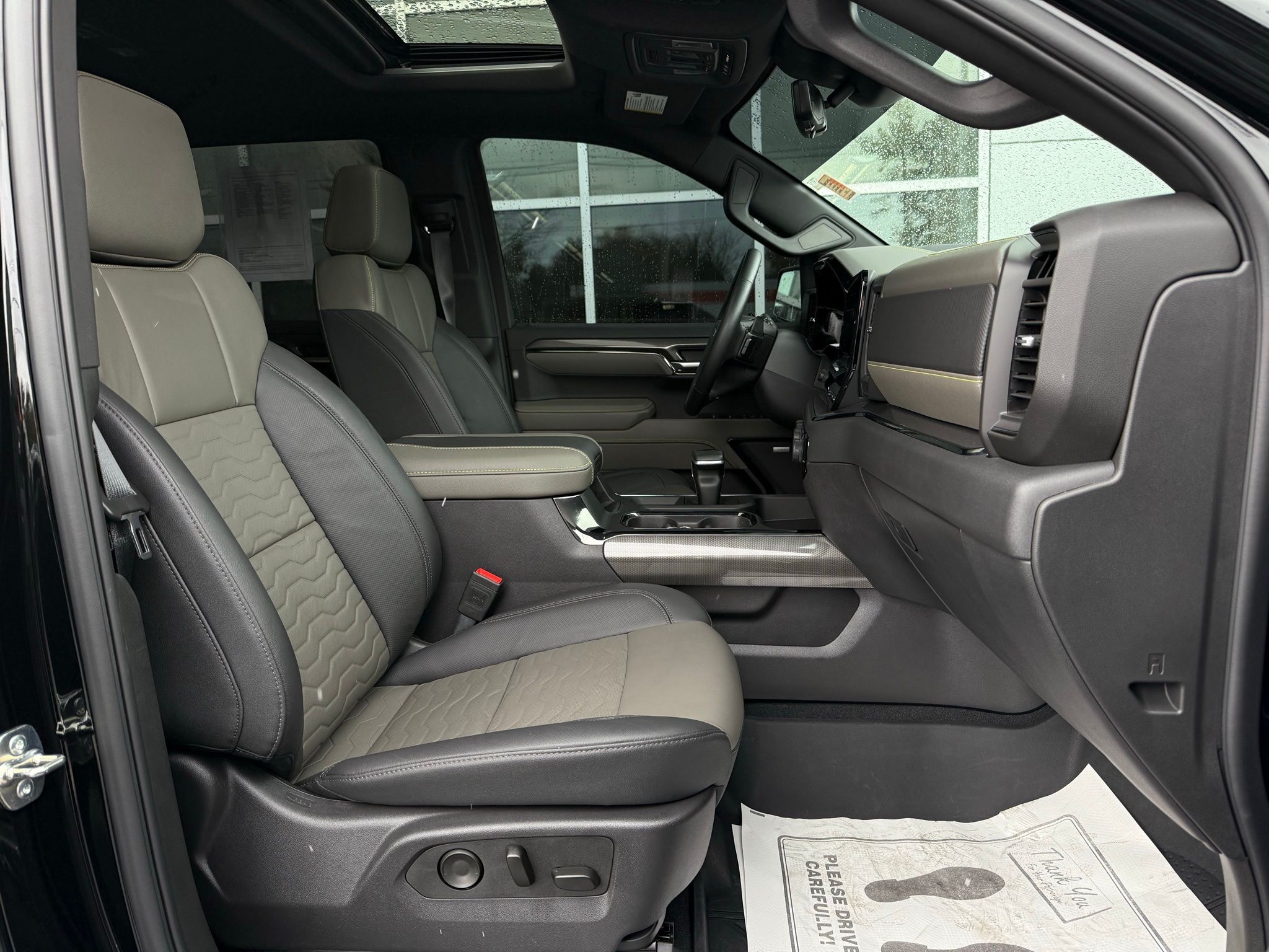 Chevrolet Silverado 1500  2025