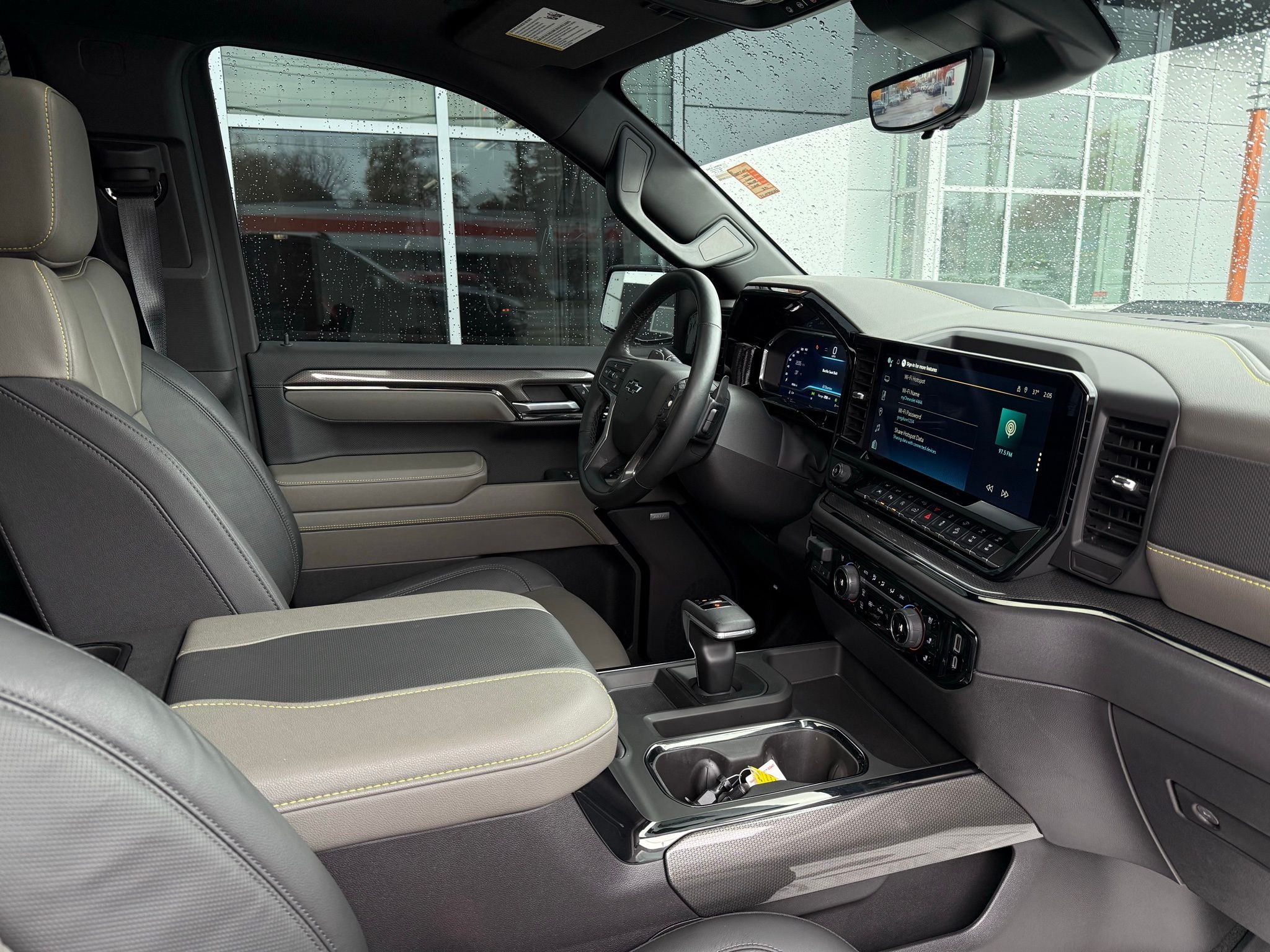 Chevrolet Silverado 1500  2025