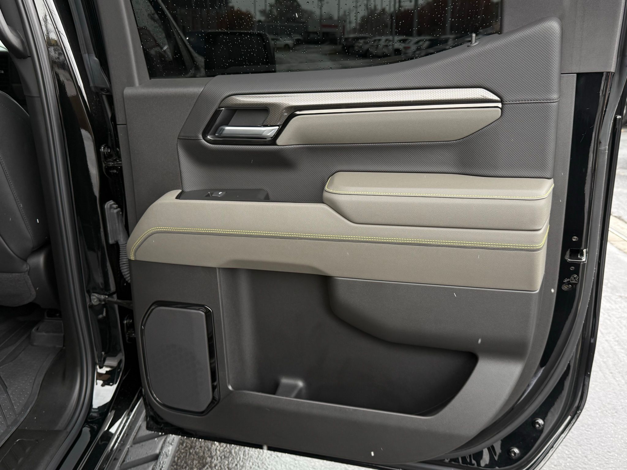 Chevrolet Silverado 1500  2025