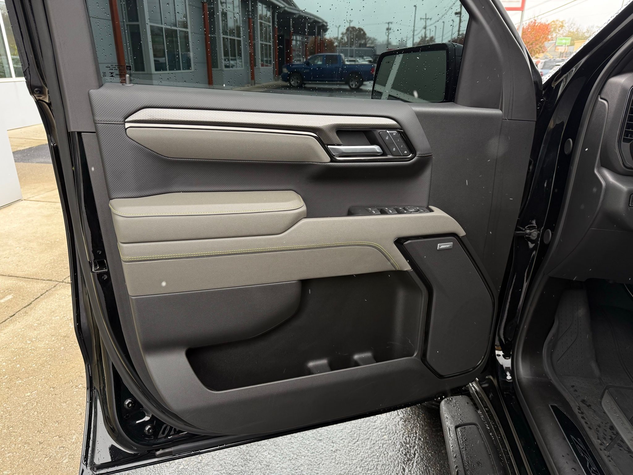 Chevrolet Silverado 1500  2025