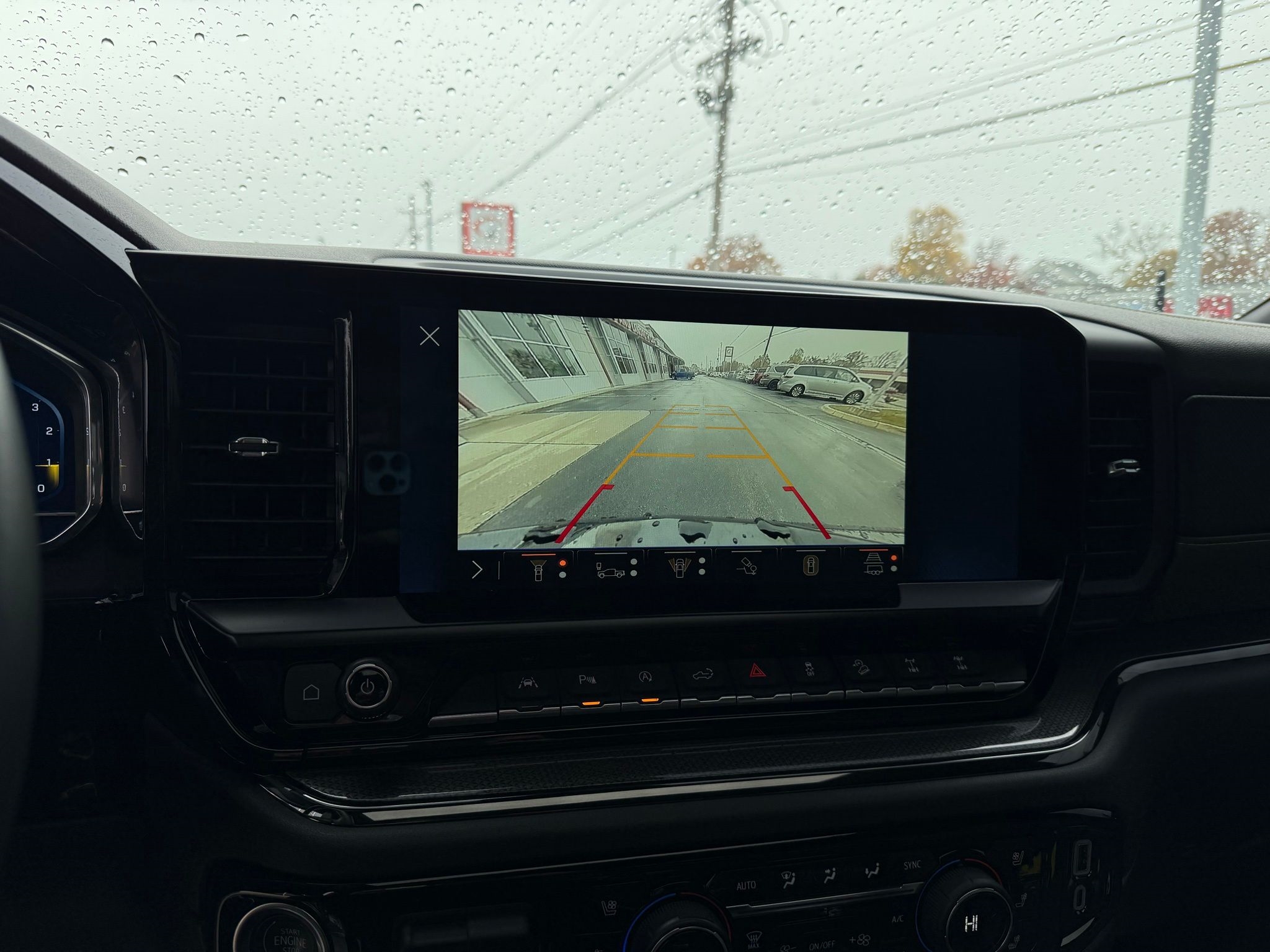 Chevrolet Silverado 1500  2025