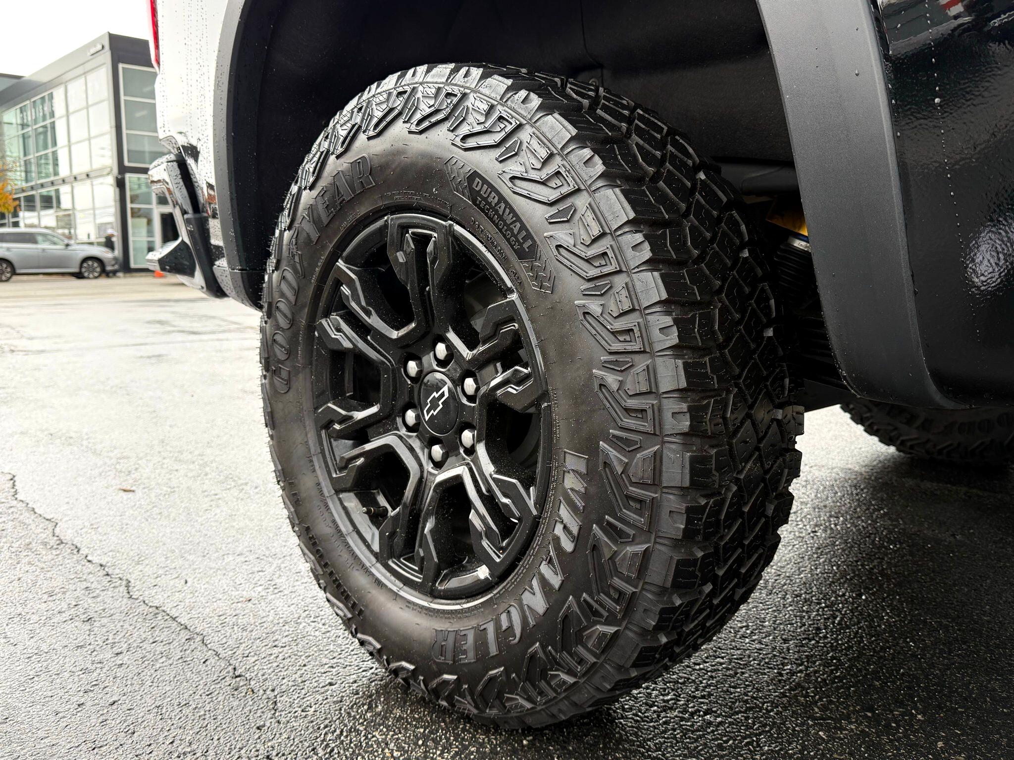 Chevrolet Silverado 1500  2025