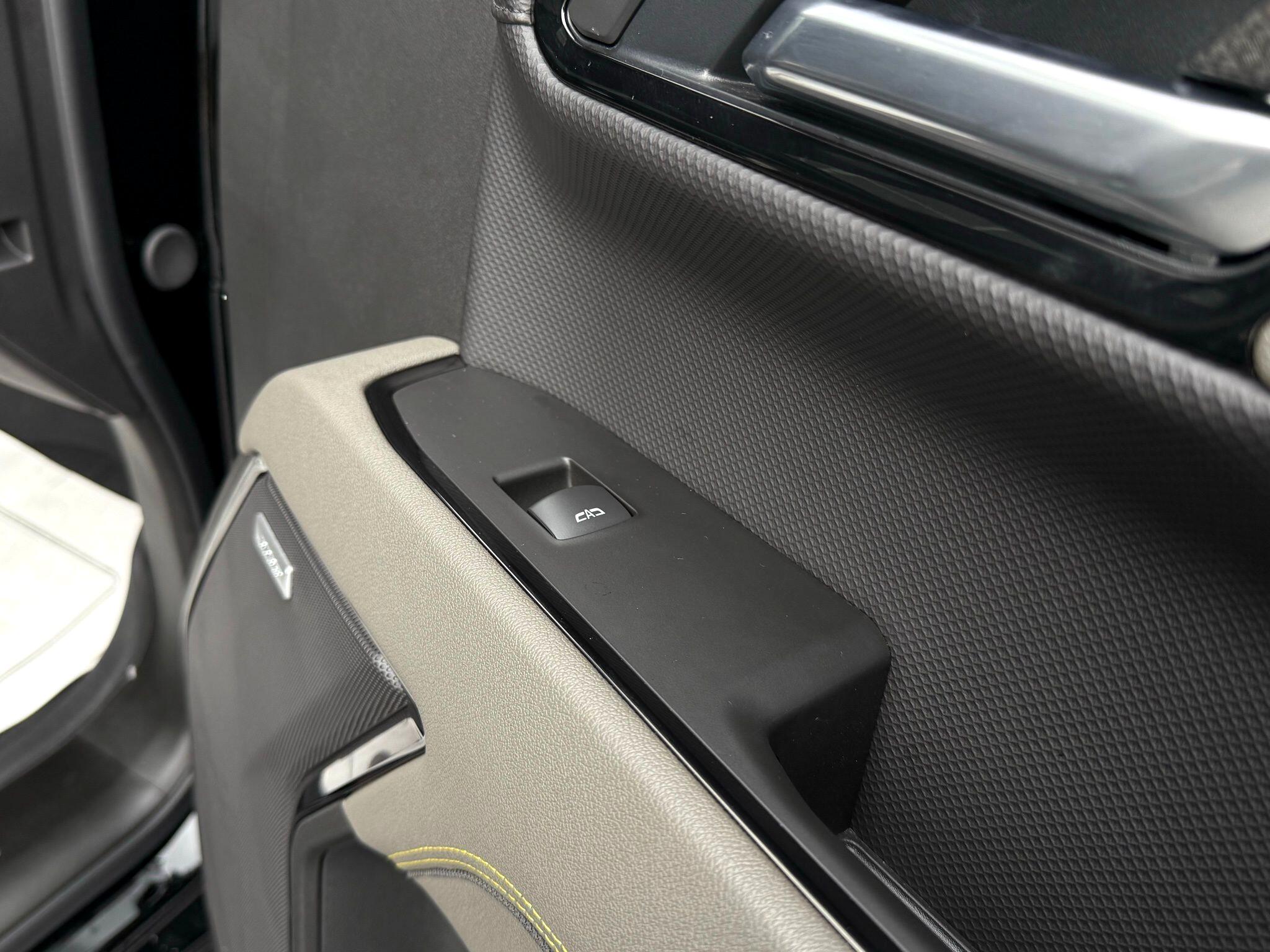 Chevrolet Silverado 1500  2025