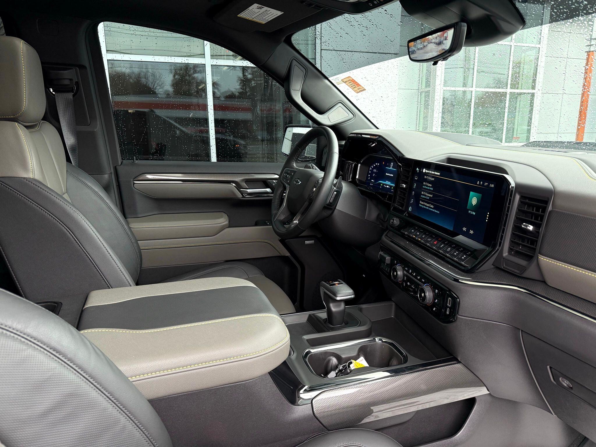 Chevrolet Silverado 1500  2025