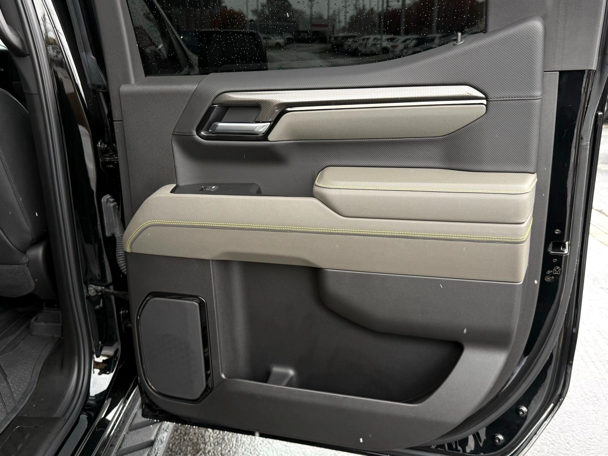 Chevrolet Silverado 1500  2025