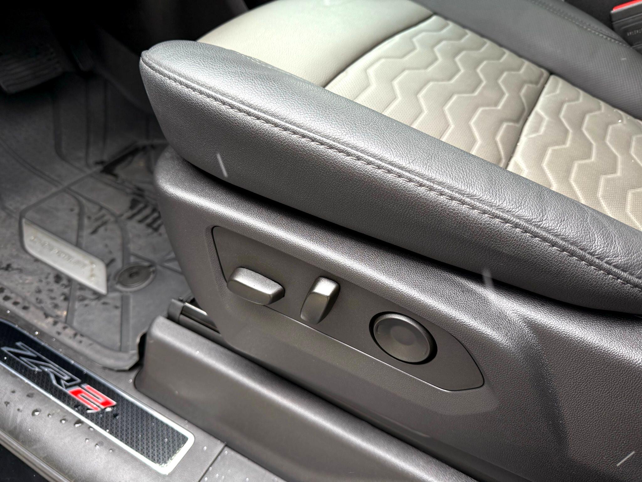 Chevrolet Silverado 1500  2025