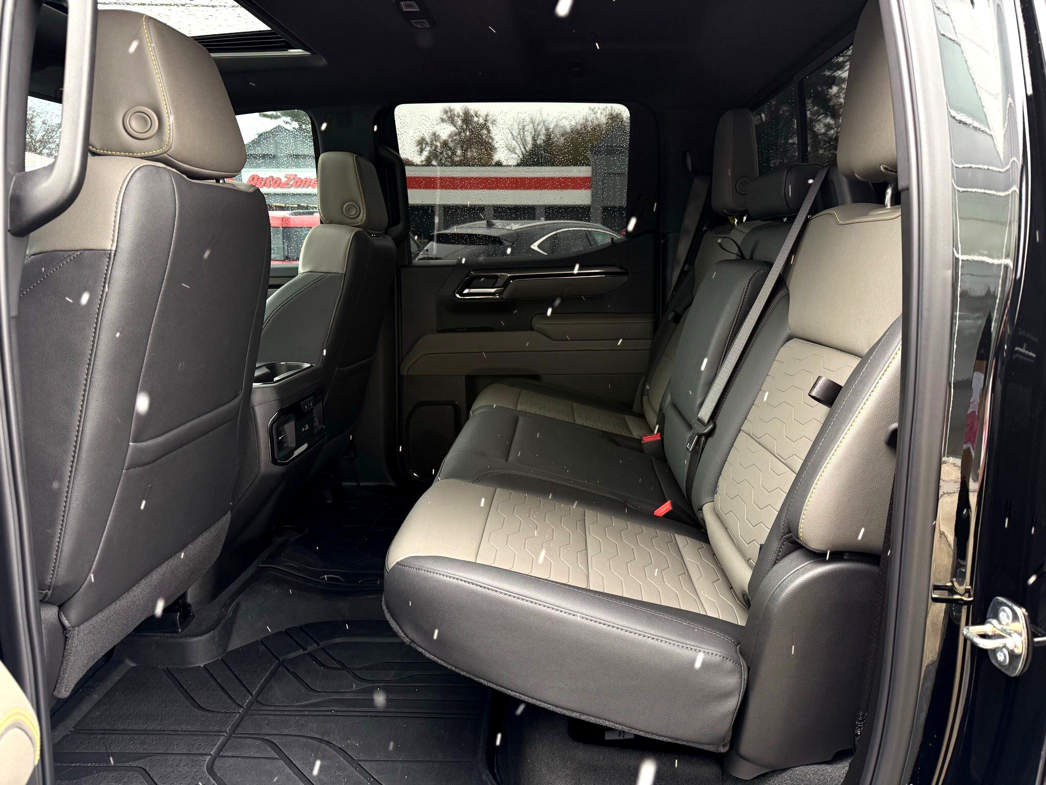 Chevrolet Silverado 1500  2025